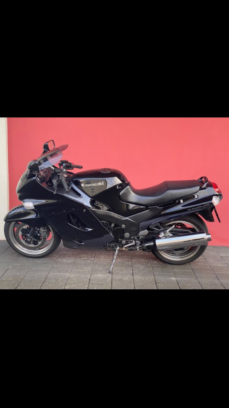 KAWASAKI ZZ-R 1100-image-2
