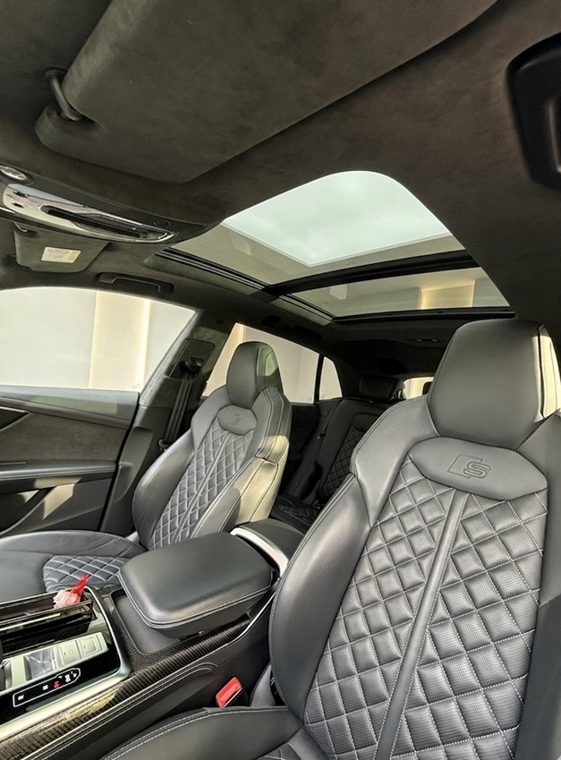 AUDI 4.0 V8 TFSI quattro T-Tronic-image-5