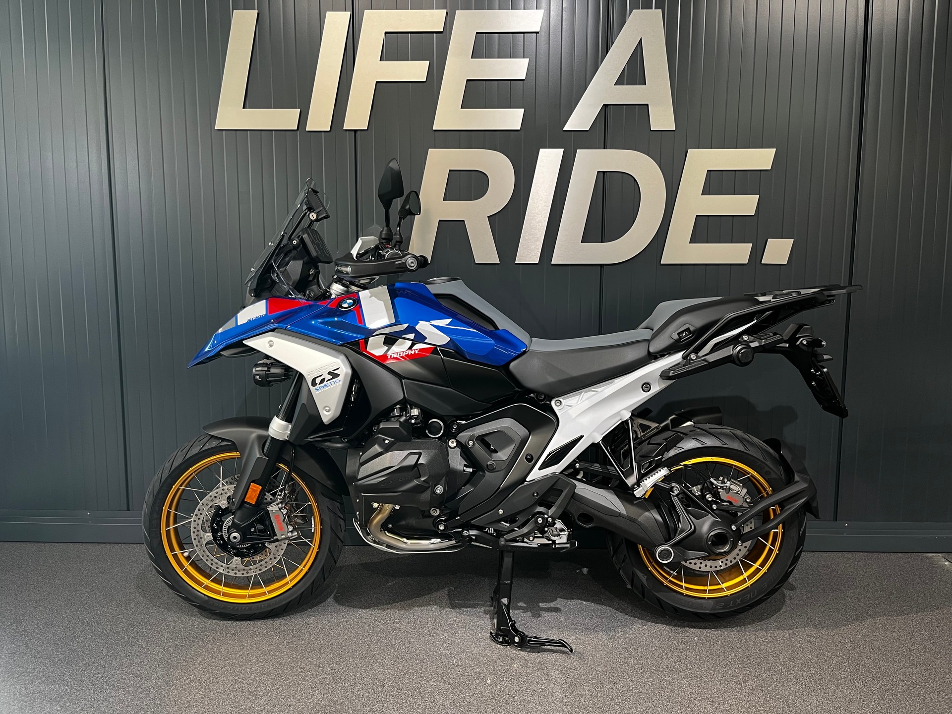 BMW R 1300 GS-showroom-element-2