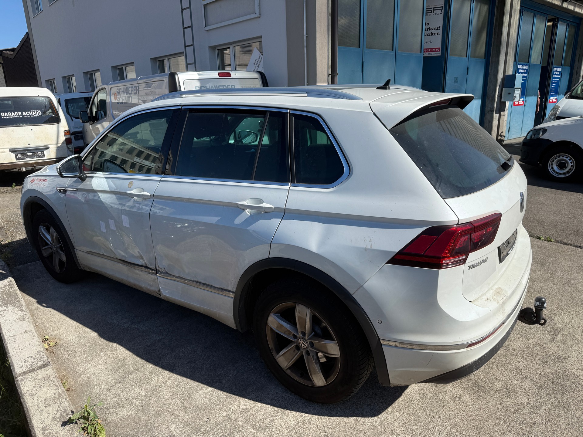 VW Tiguan 2.0TSI Highline 4Motion DSG-image-3