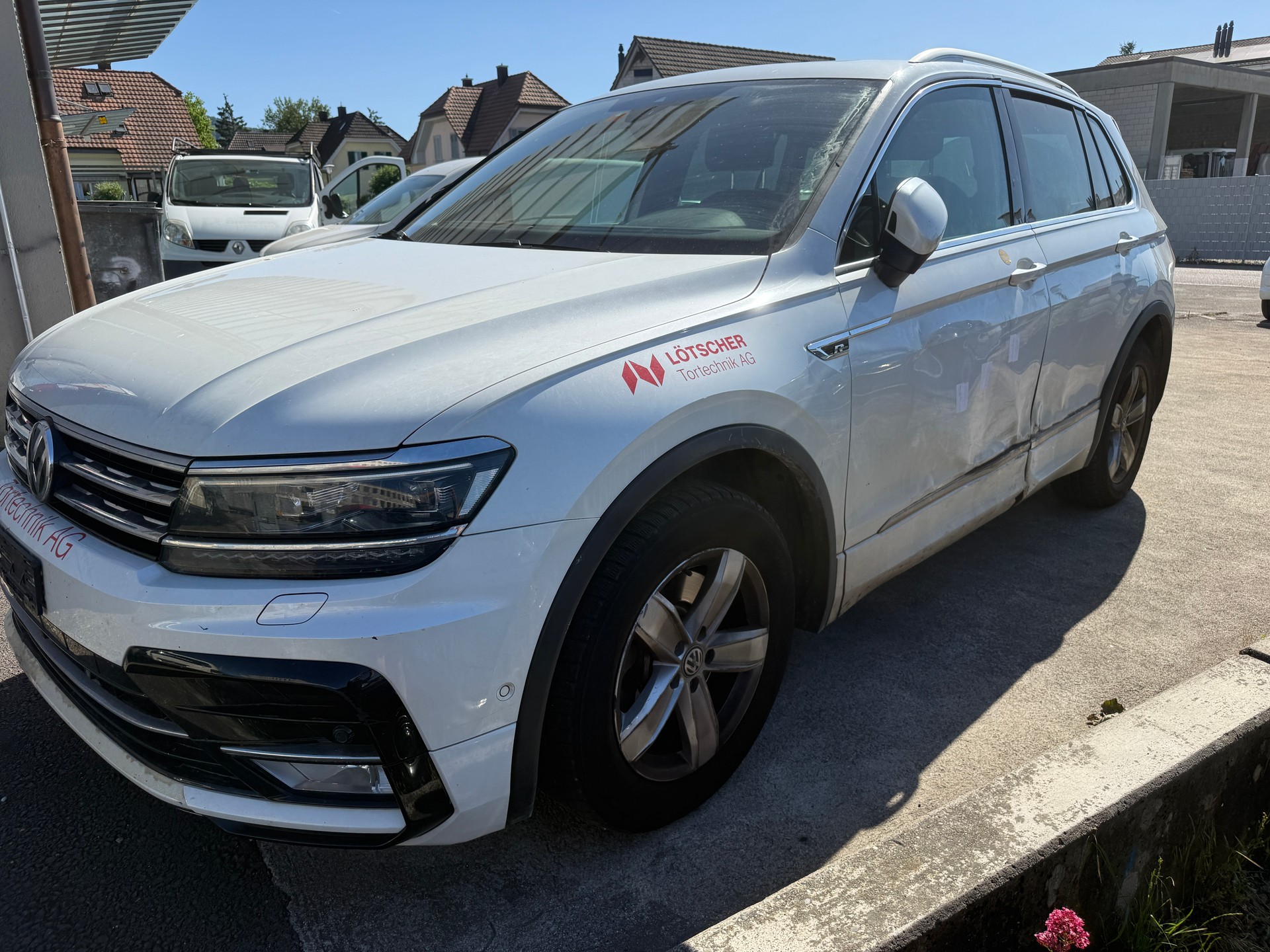 VW Tiguan 2.0TSI Highline 4Motion DSG-image-1