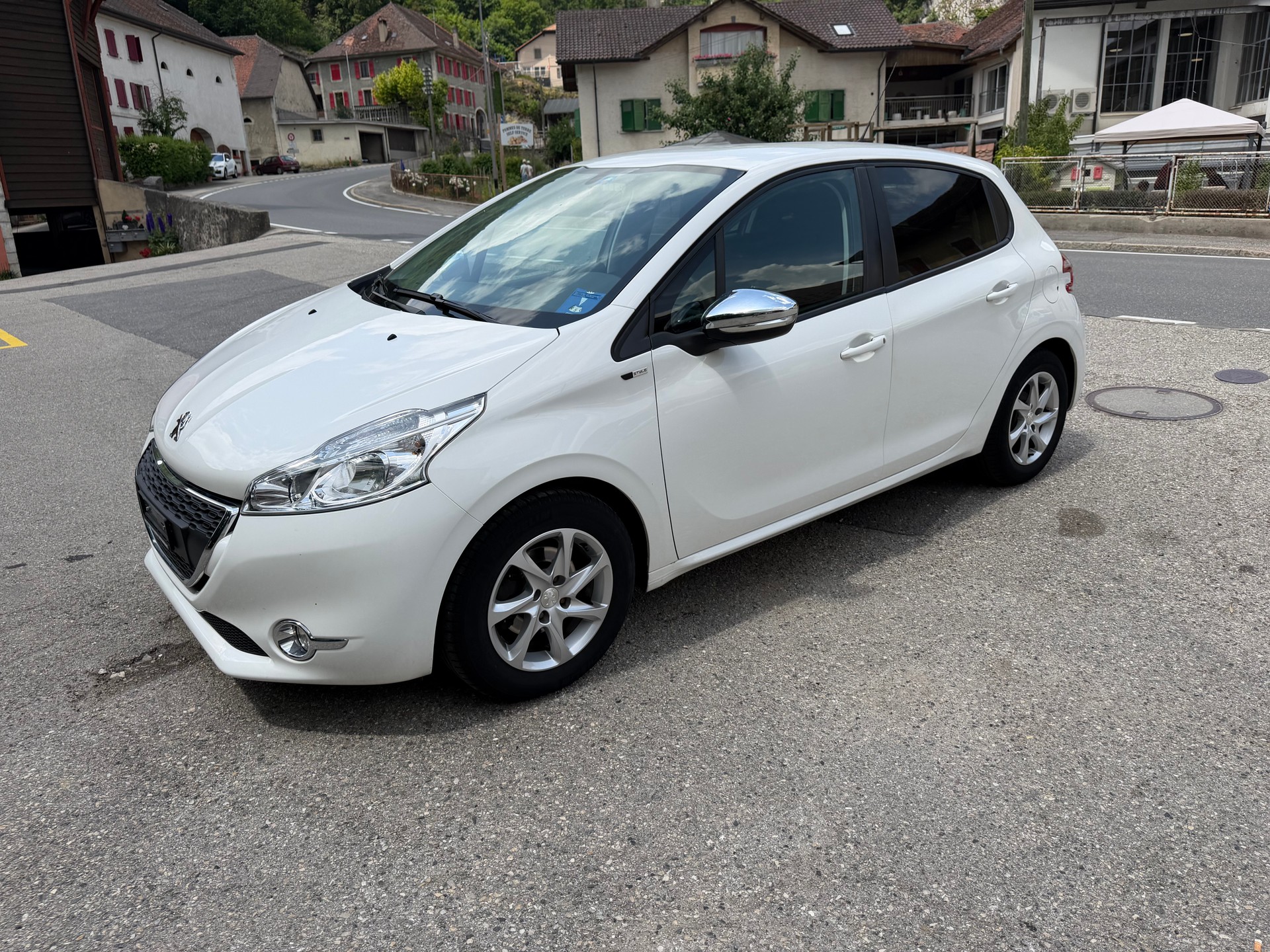 PEUGEOT 208 1.2 VTI Active