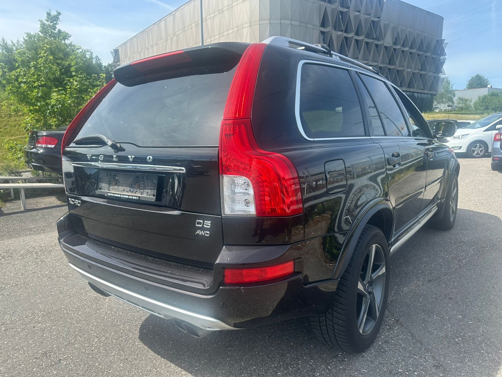 VOLVO XC90 D5 AWD R-Design Geartronic-image-4