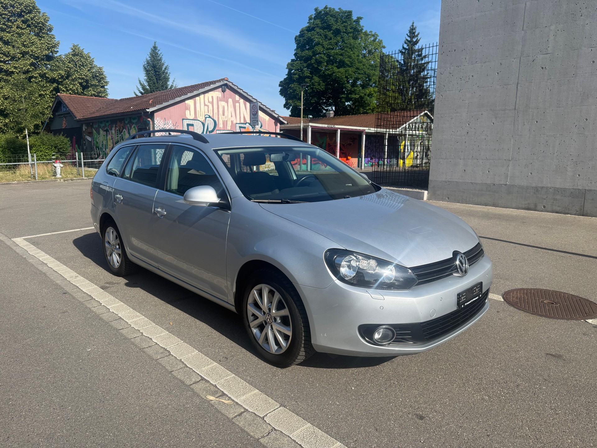 VW Golf Variant 2.0 TDI Team DSG-image-0