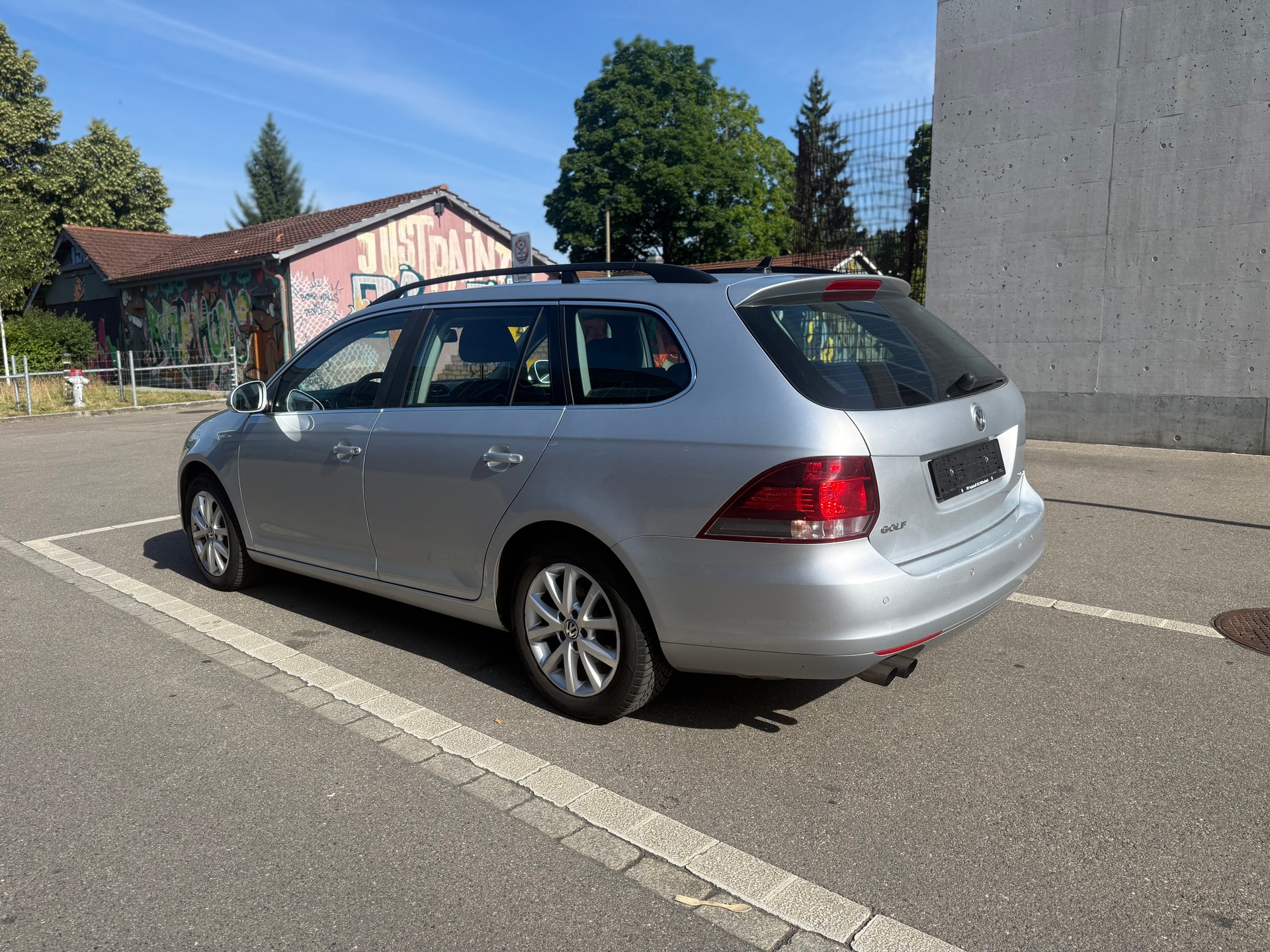 VW Golf Variant 2.0 TDI Team DSG-image-5