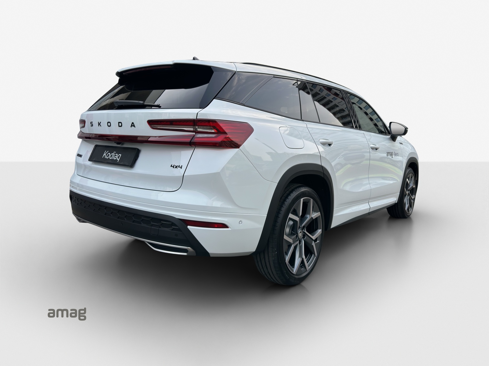 SKODA Kodiaq 2.0 TSI Sportline 4x4-image-4