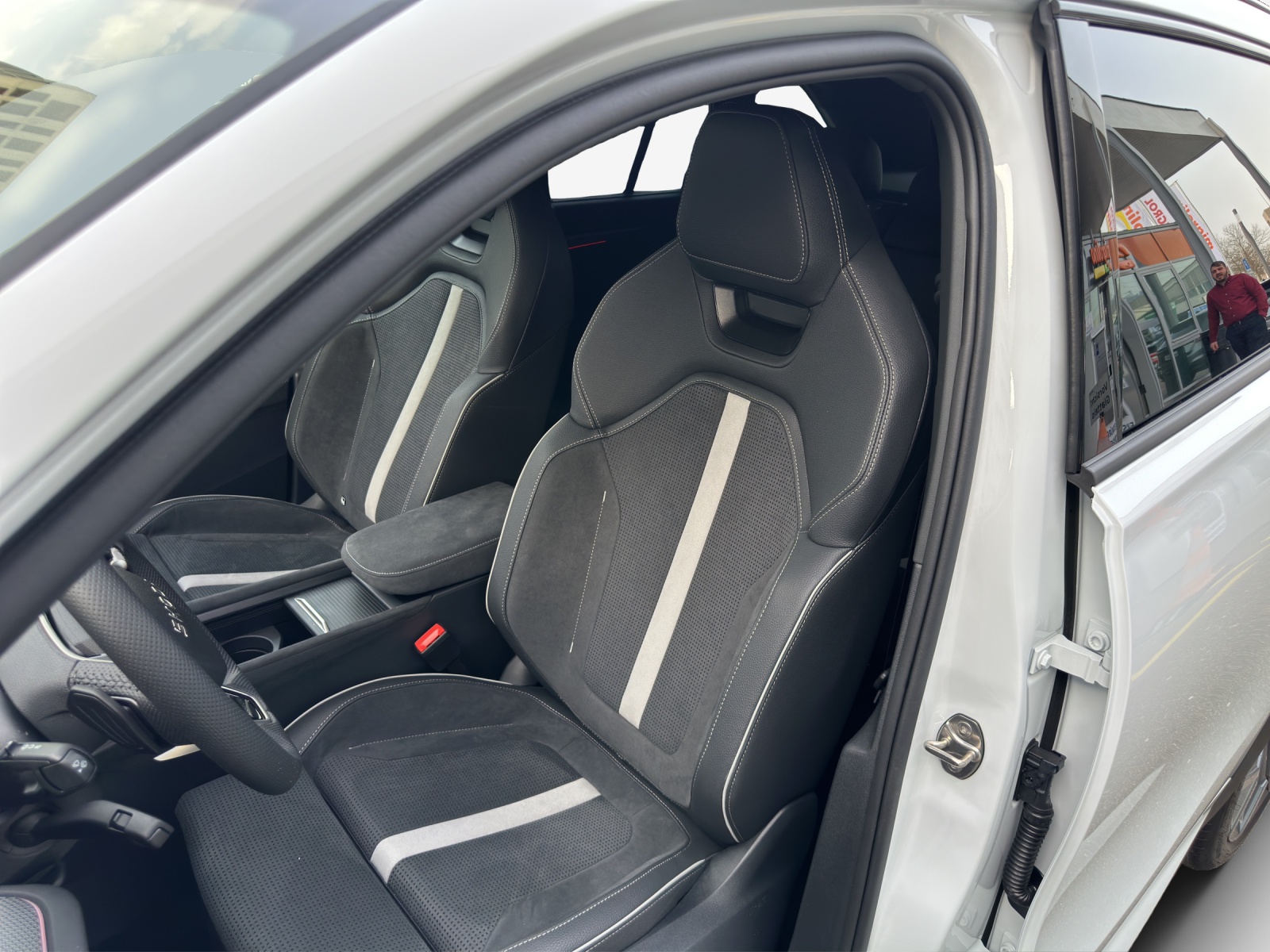SKODA Kodiaq 2.0 TSI Sportline 4x4-image-7