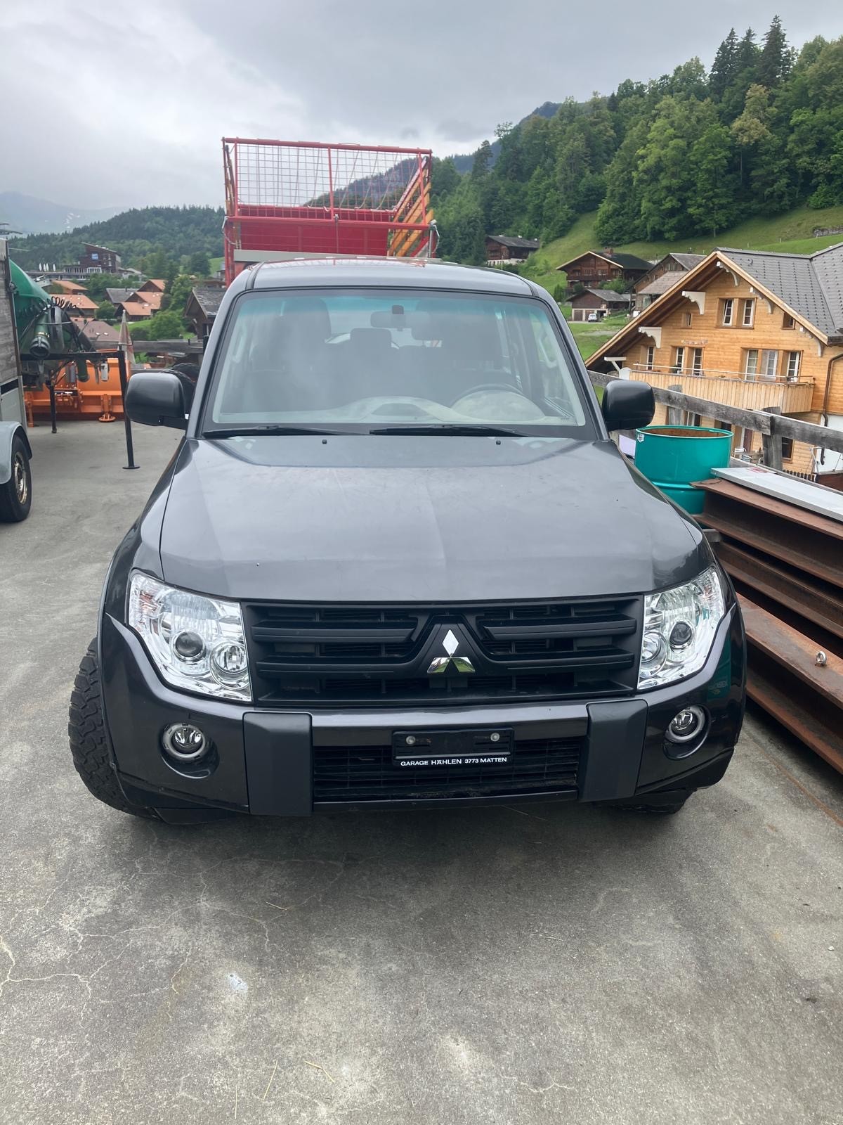 MITSUBISHI Pajero 3.2 DI-D Swiss Professional