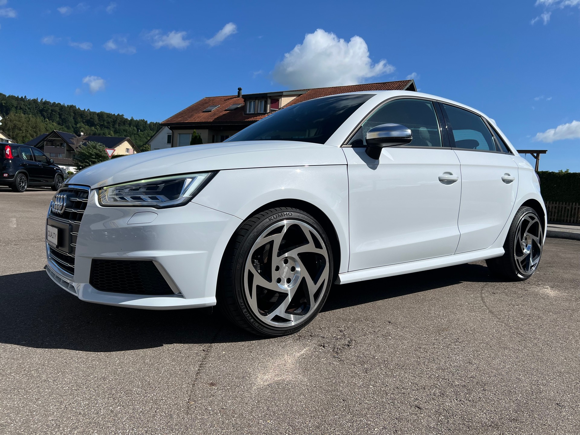 AUDI ABT S1 Sportback 2.0 TFSI quattro-image-0