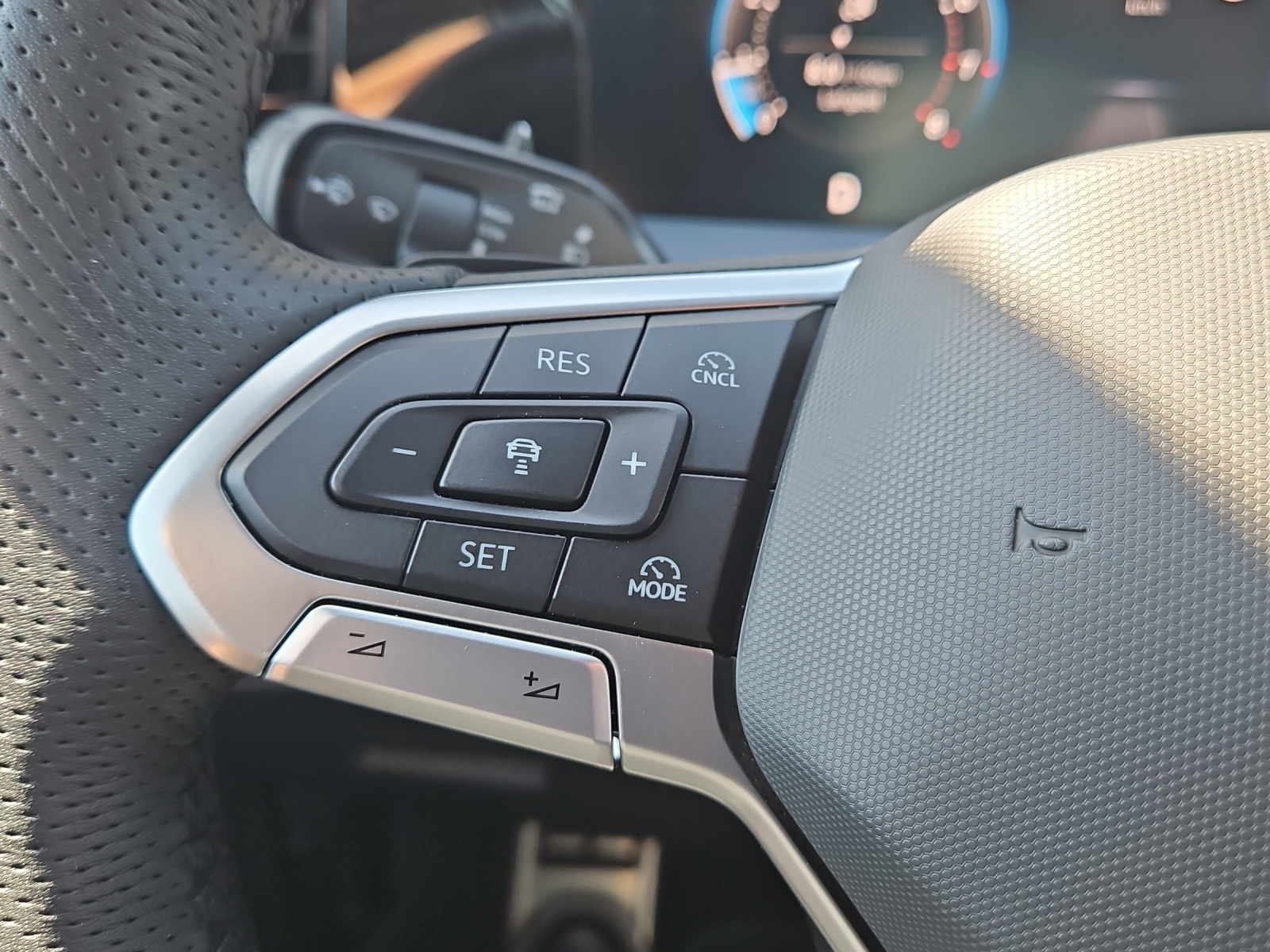 VW Tayron 2.0 TSI R-Line DSG 4Motion-image-23