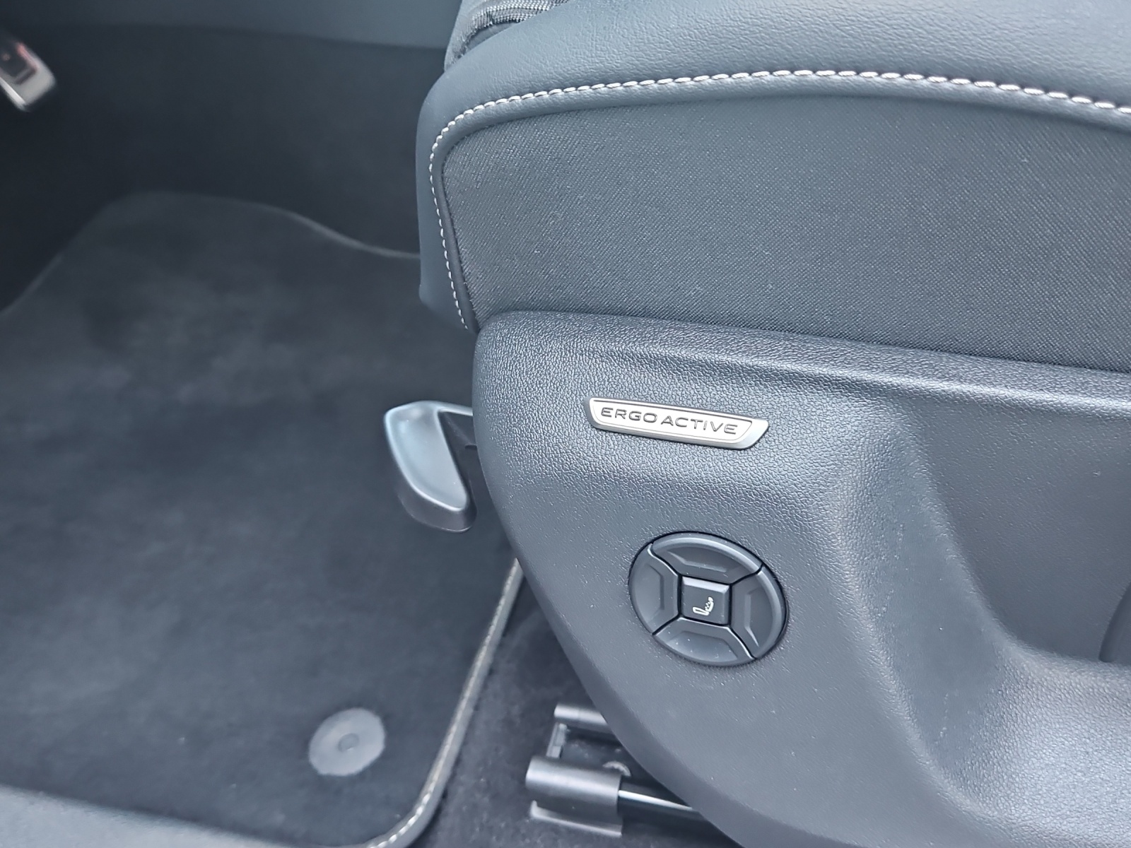 VW Tayron 2.0 TSI R-Line DSG 4Motion-image-25