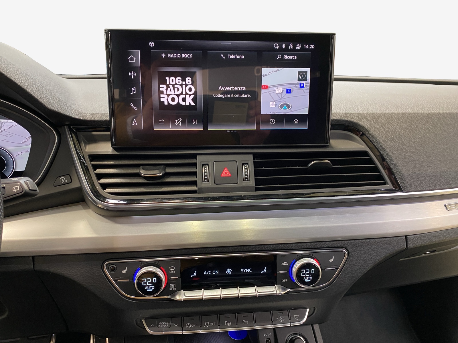 AUDI Q5 40 TDI Black Edition quattro S-tronic-image-10