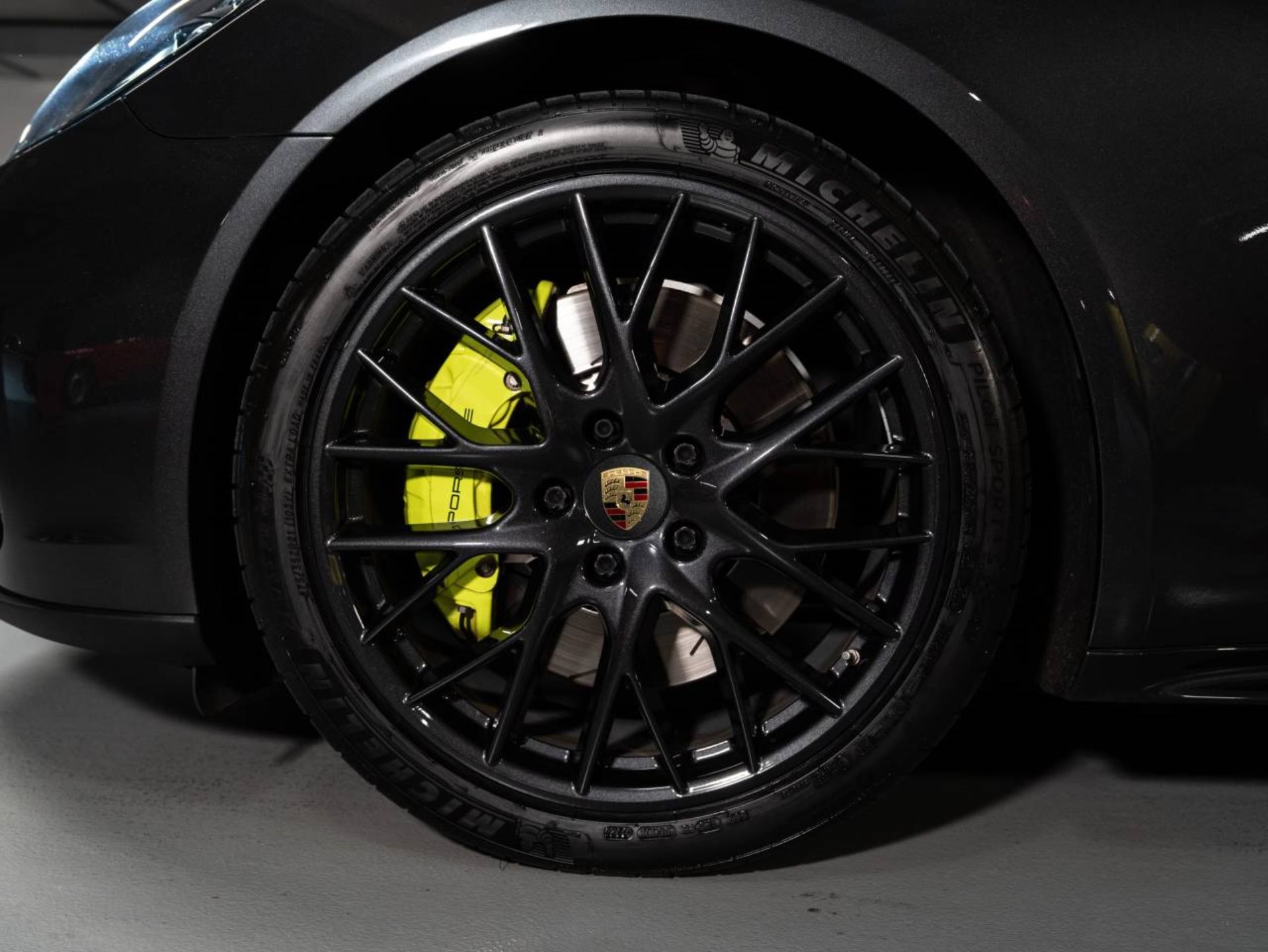 PORSCHE Panamera 4 E-Hybrid Sport Turismo-image-27