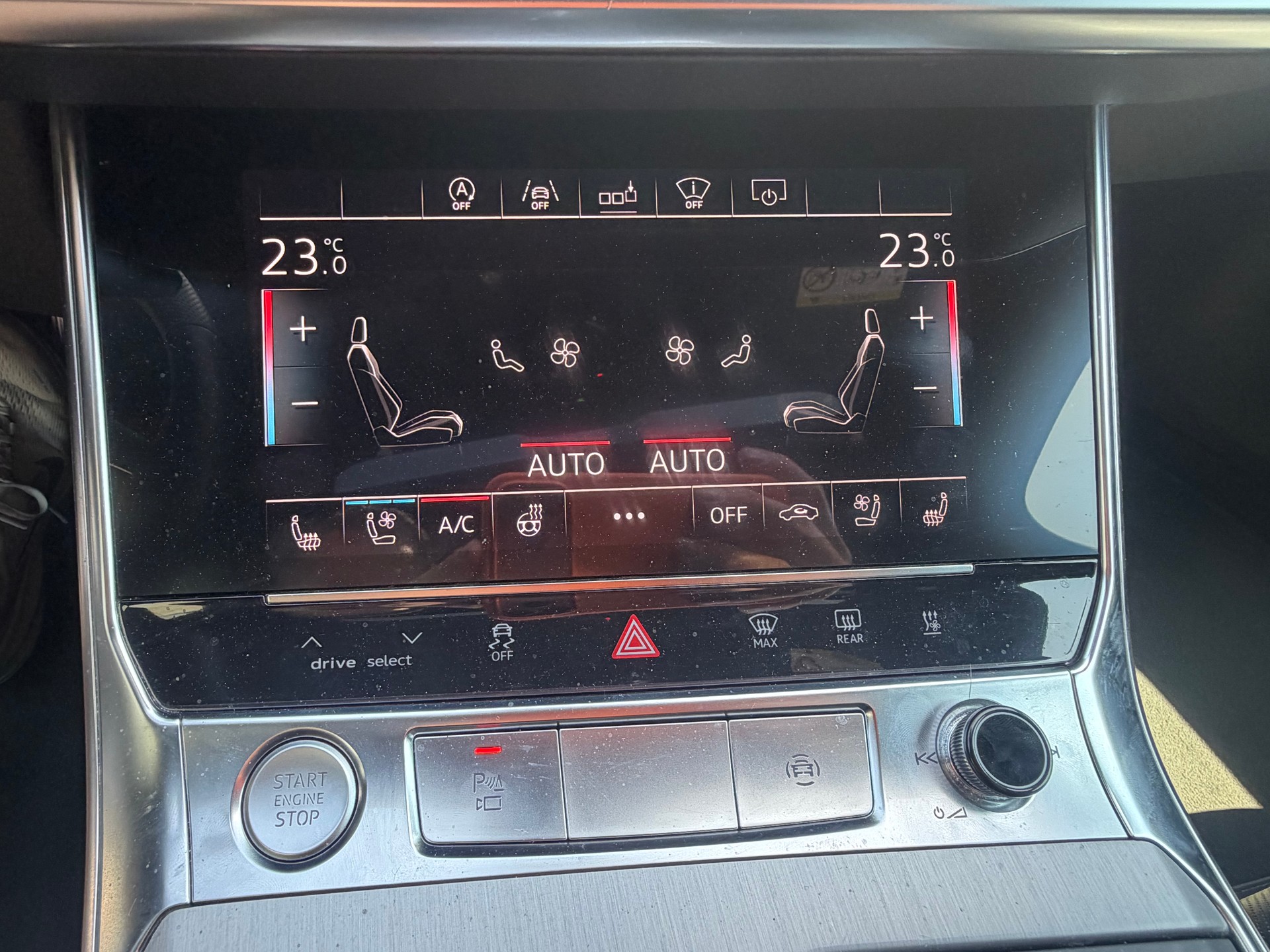 AUDI A6 Avant 50 TDI Sport quattro tiptronic-image-23