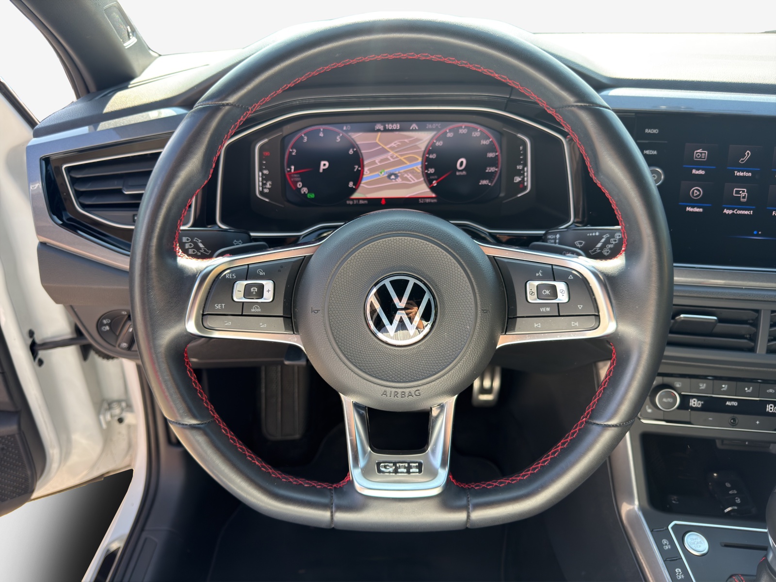 VW Polo 2.0 TSI GTI DSG-image-9
