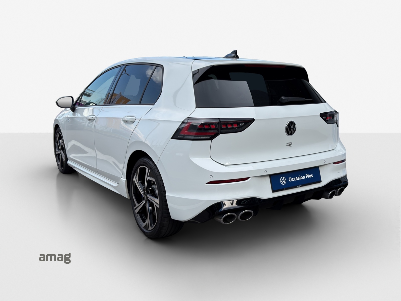 VW Golf 2.0 TSI R DSG 4 Motion-image-2