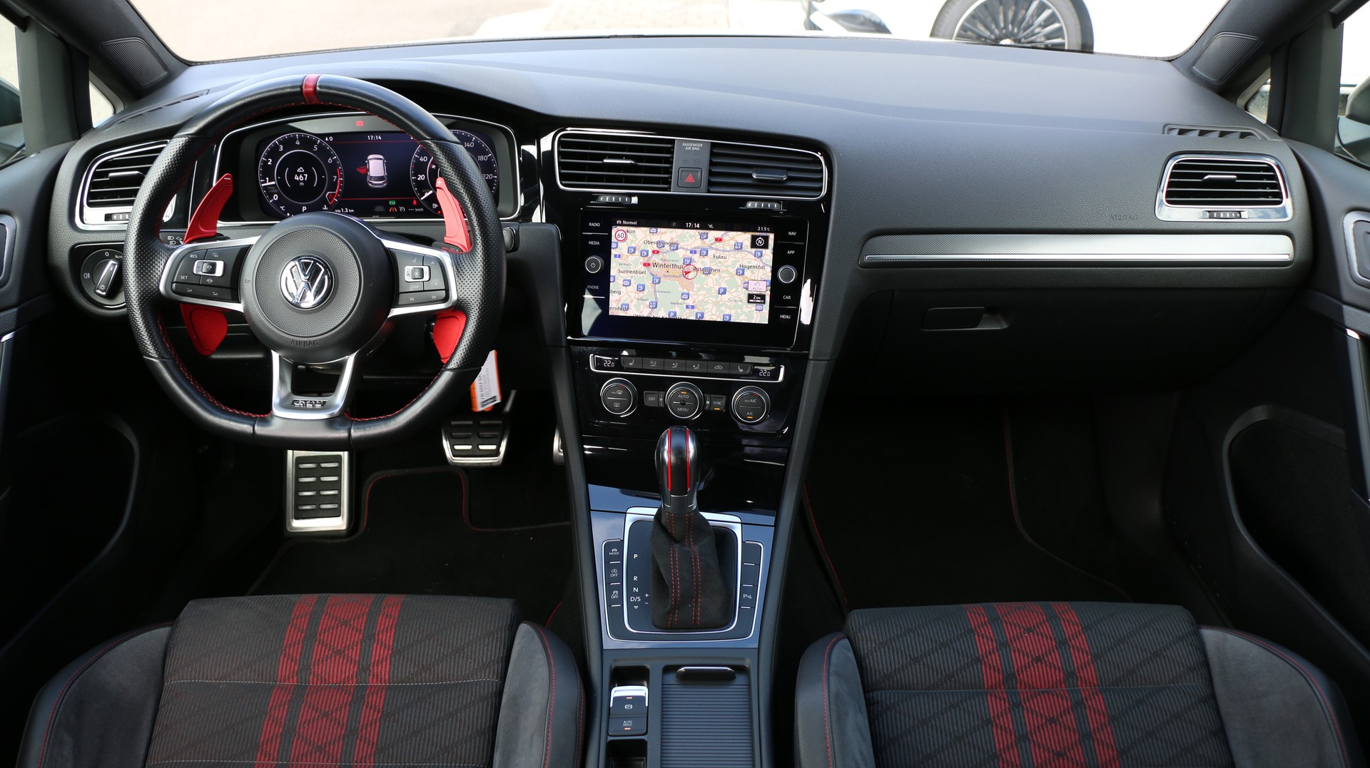 VW Golf 2.0 TSI GTI TCR-image-13