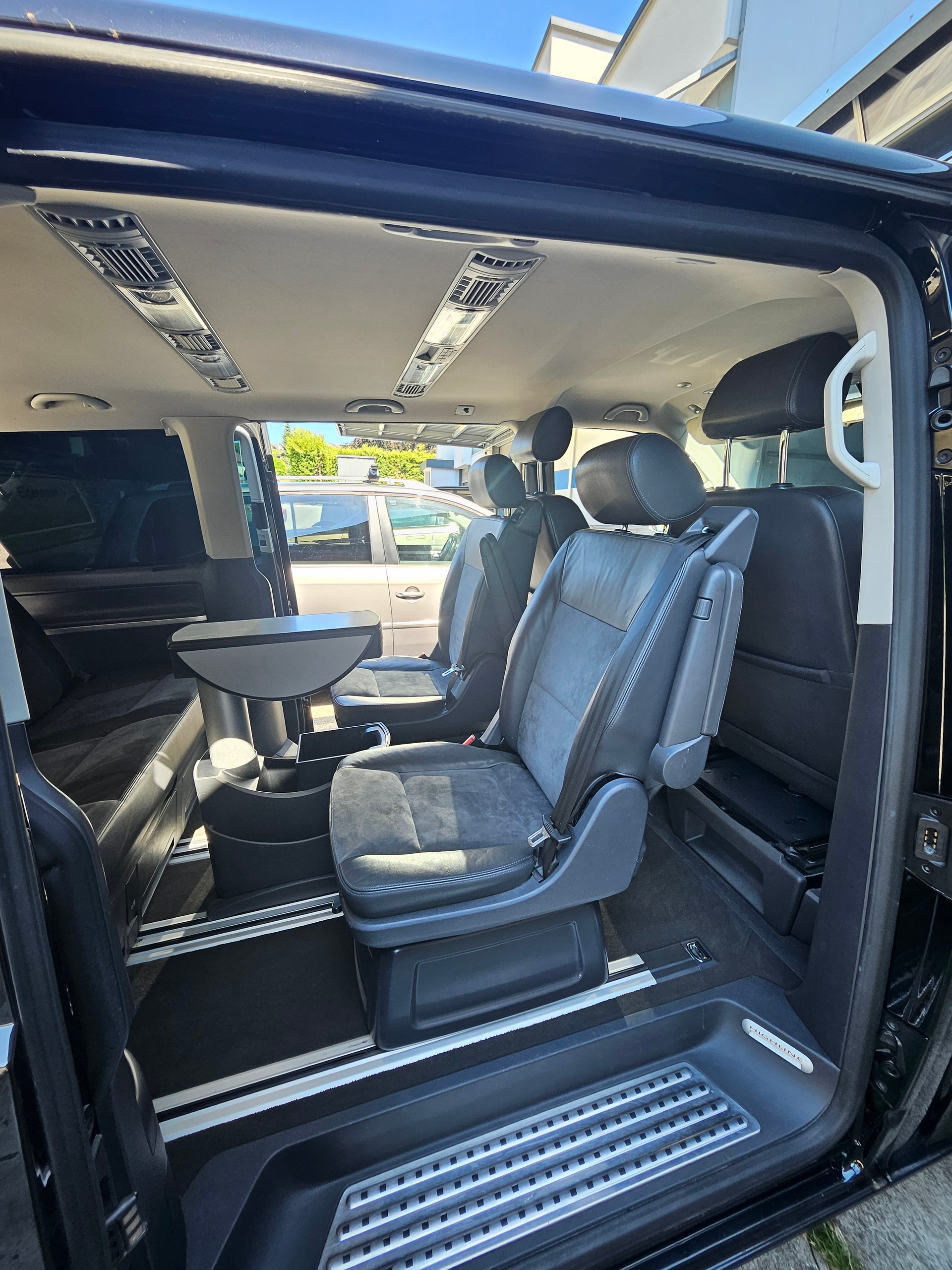 VW T5 Multivan 2.0 Bi-TDI CR Highline 4Motion DSG-image-6