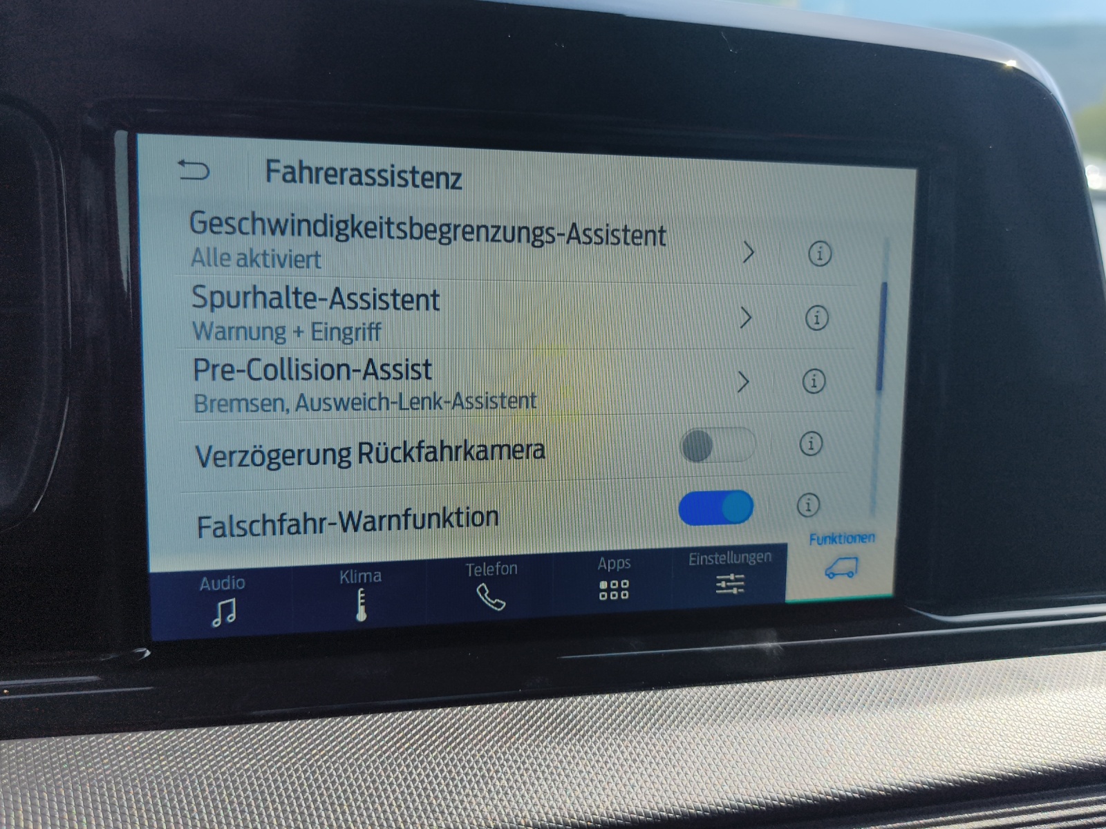 FORD Transit Courier Van 1.0 EcoBoost Trend-image-18