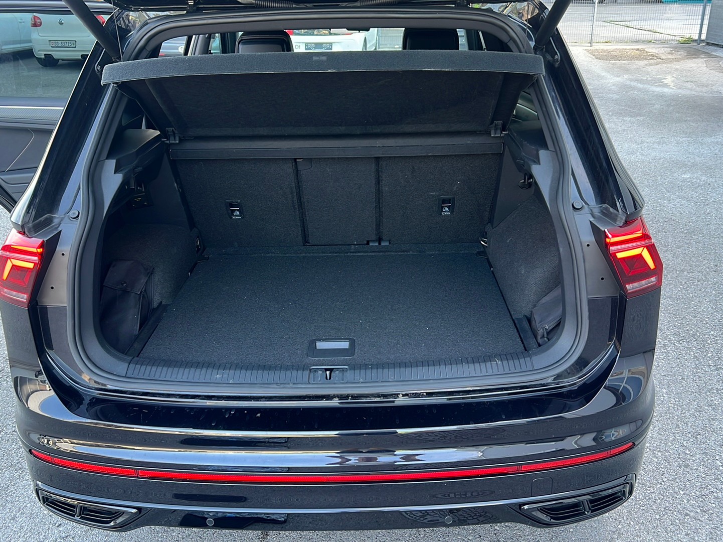 VW Tiguan 2.0 TDI SCR R-Line DSG-image-20