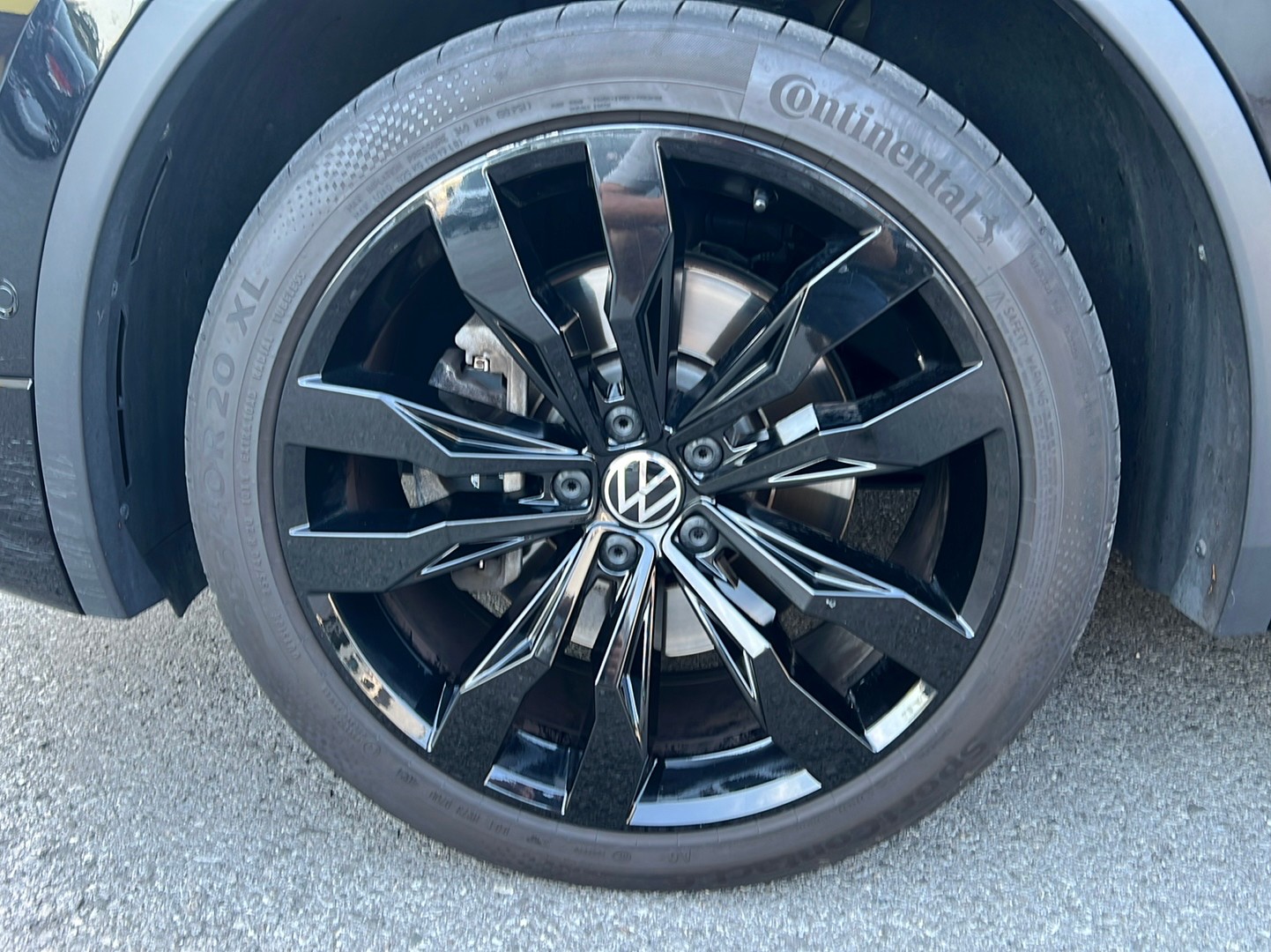 VW Tiguan 2.0 TDI SCR R-Line DSG-image-21