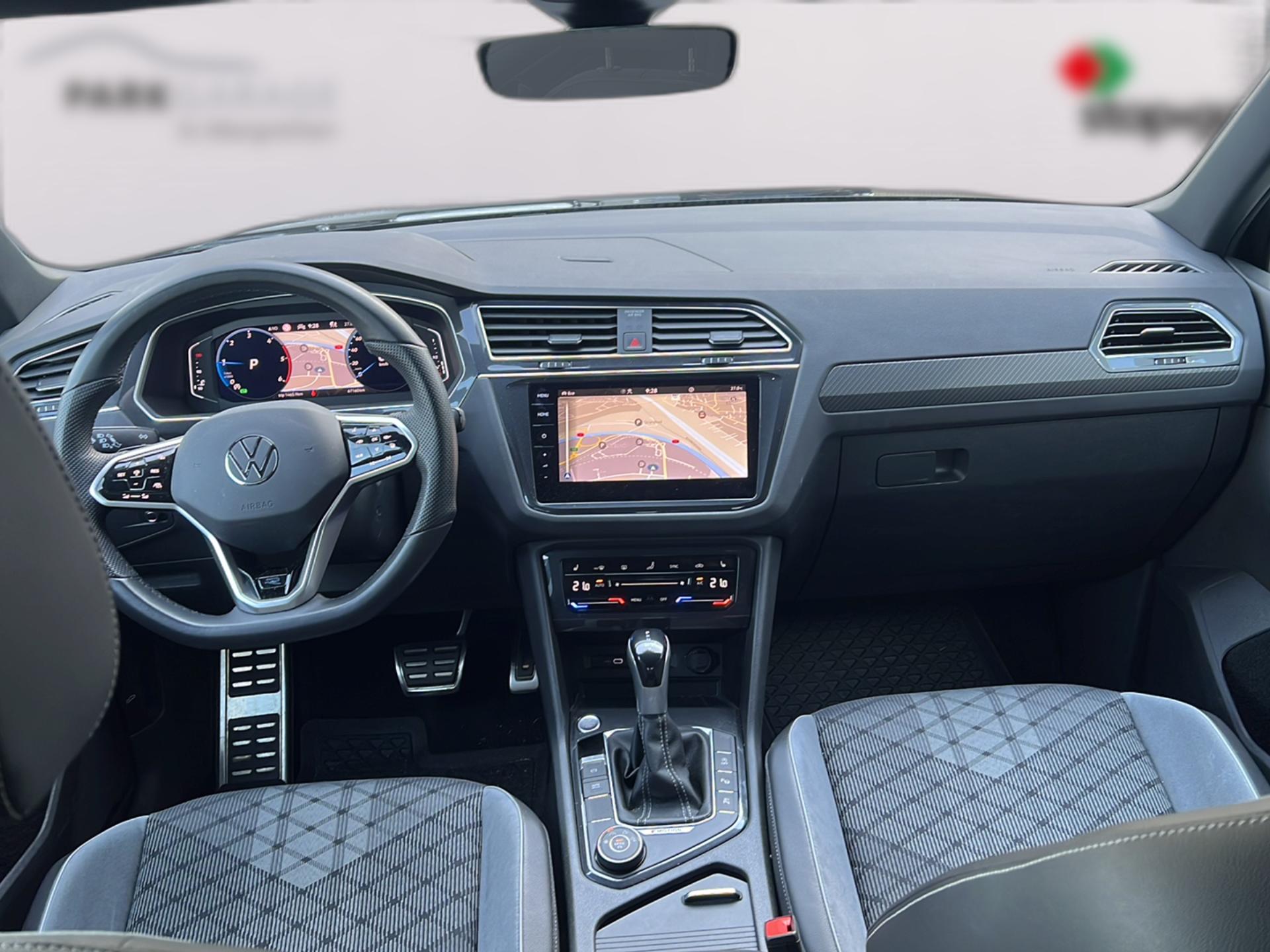VW Tiguan 2.0 TDI SCR R-Line DSG-image-17