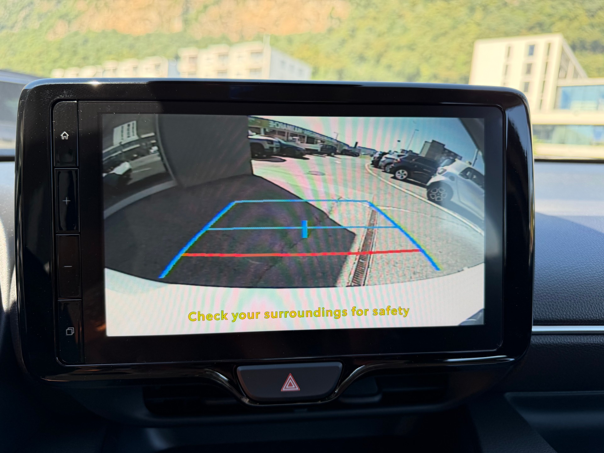 TOYOTA Yaris 1.5 Comfort e-CVT-image-11