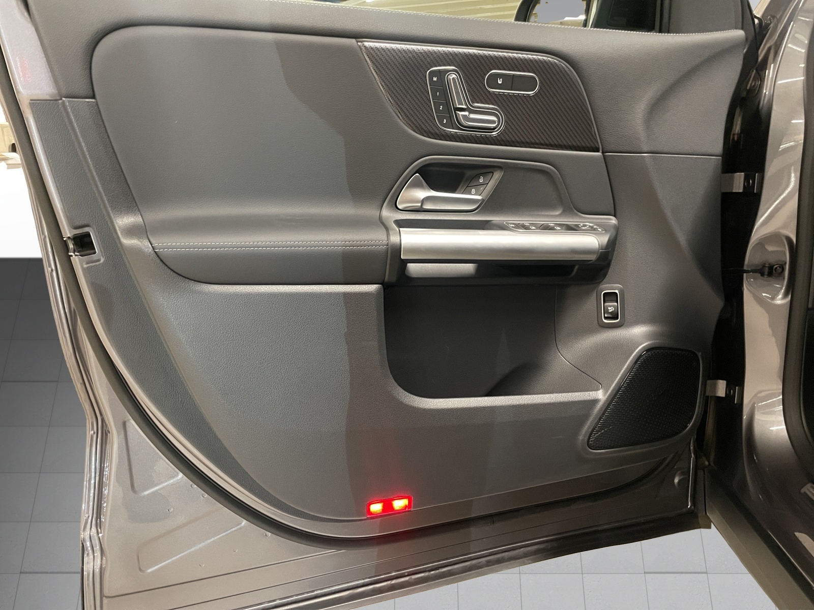 MERCEDES-BENZ GLA 250 4Matic Swiss Star-image-7