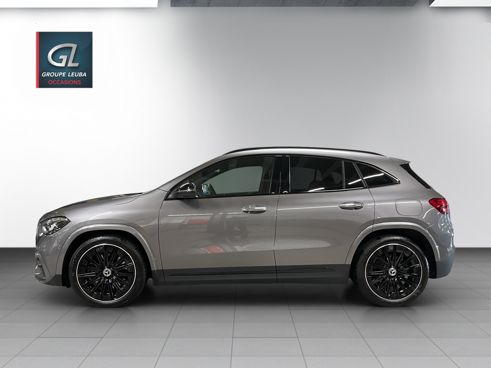 MERCEDES-BENZ GLA 250 4Matic Swiss Star-image-2