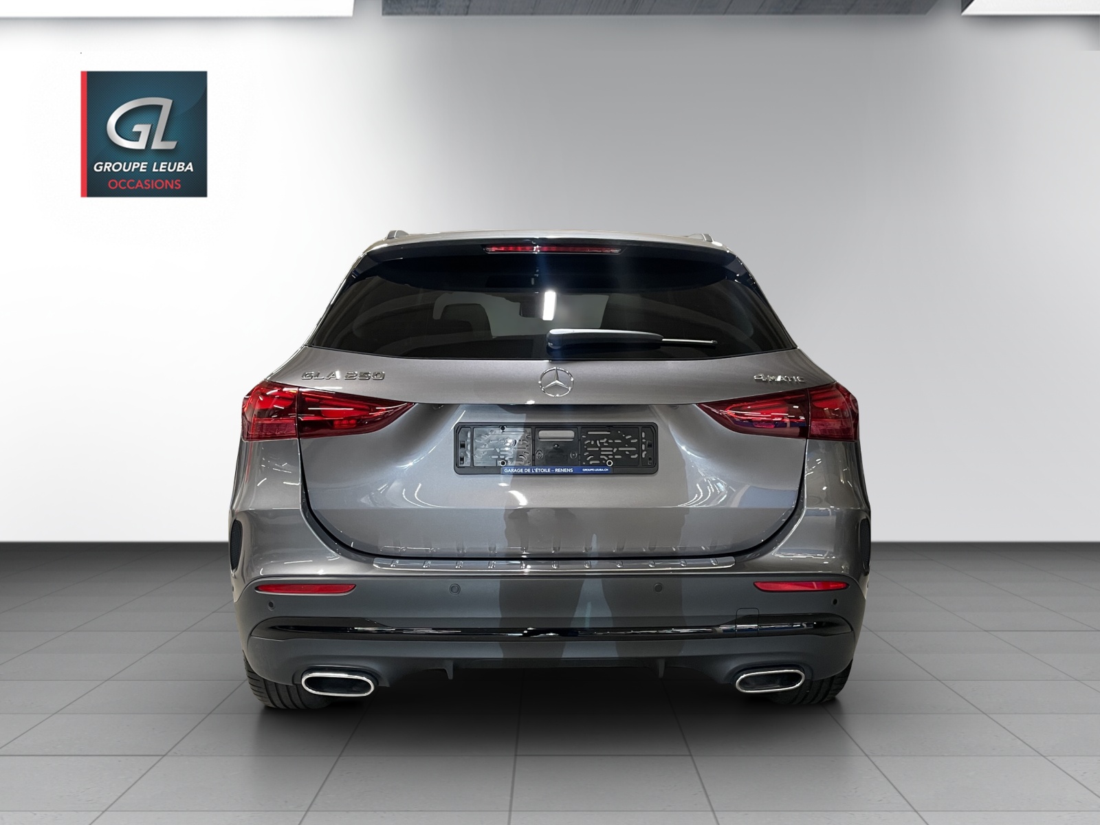 MERCEDES-BENZ GLA 250 4Matic Swiss Star-image-4