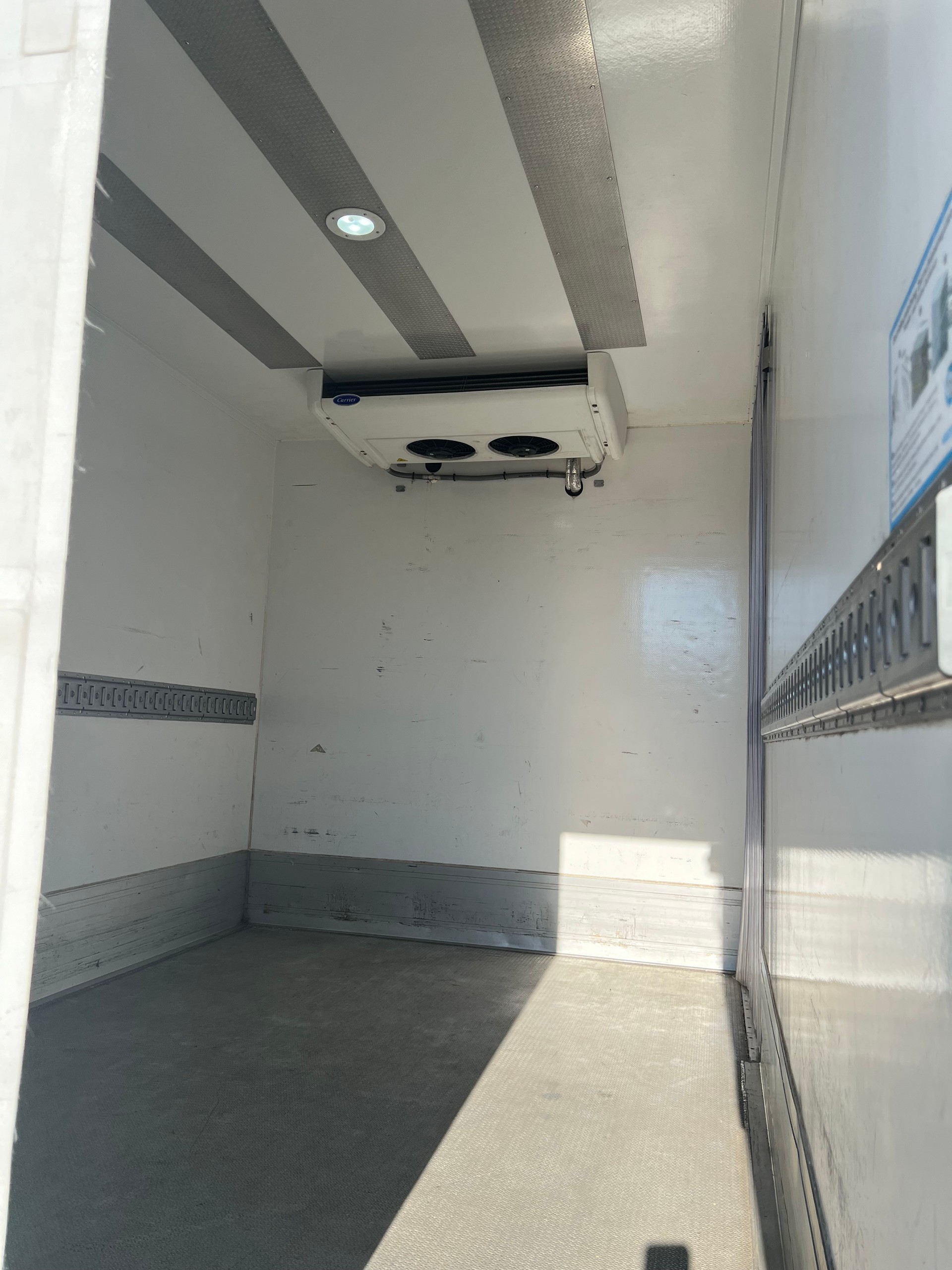 IVECO 33 S 16H A8-image-5