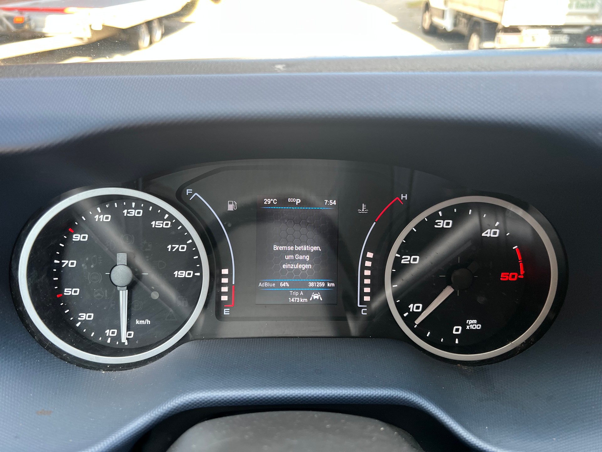 IVECO 33 S 16H A8-image-6