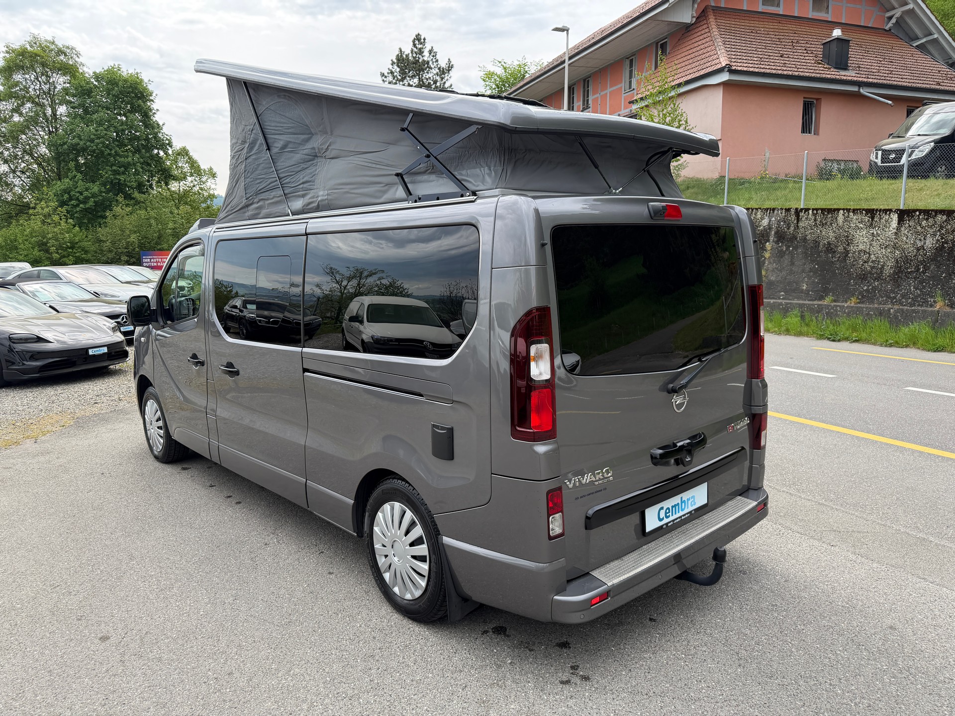 OPEL VIVARO-image-3