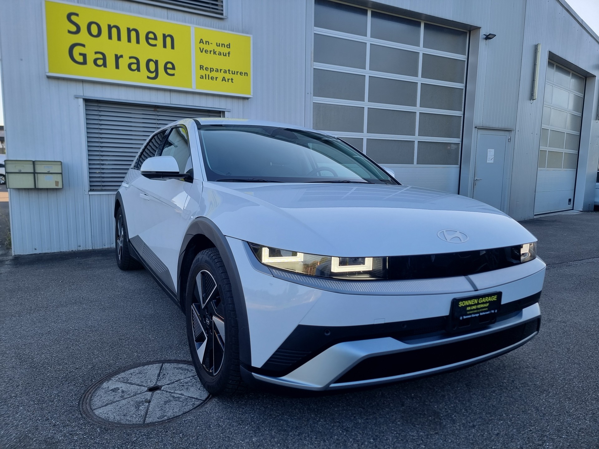 HYUNDAI Ioniq 5 84 kWh Amplia 2WD-image-0