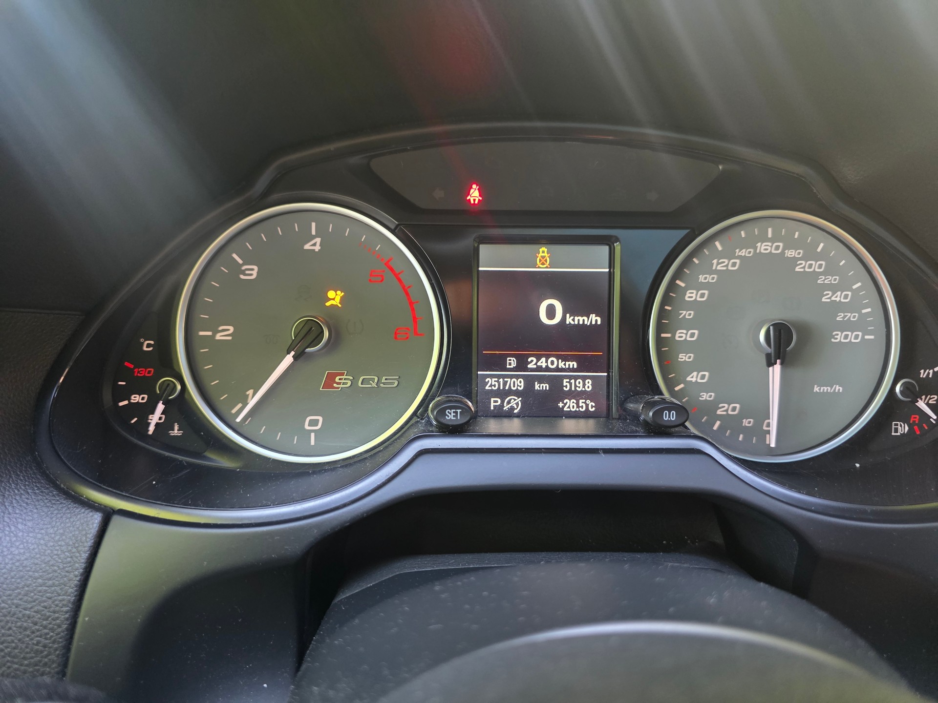 AUDI SQ5 3.0 TDI quattro tiptronic-image-3