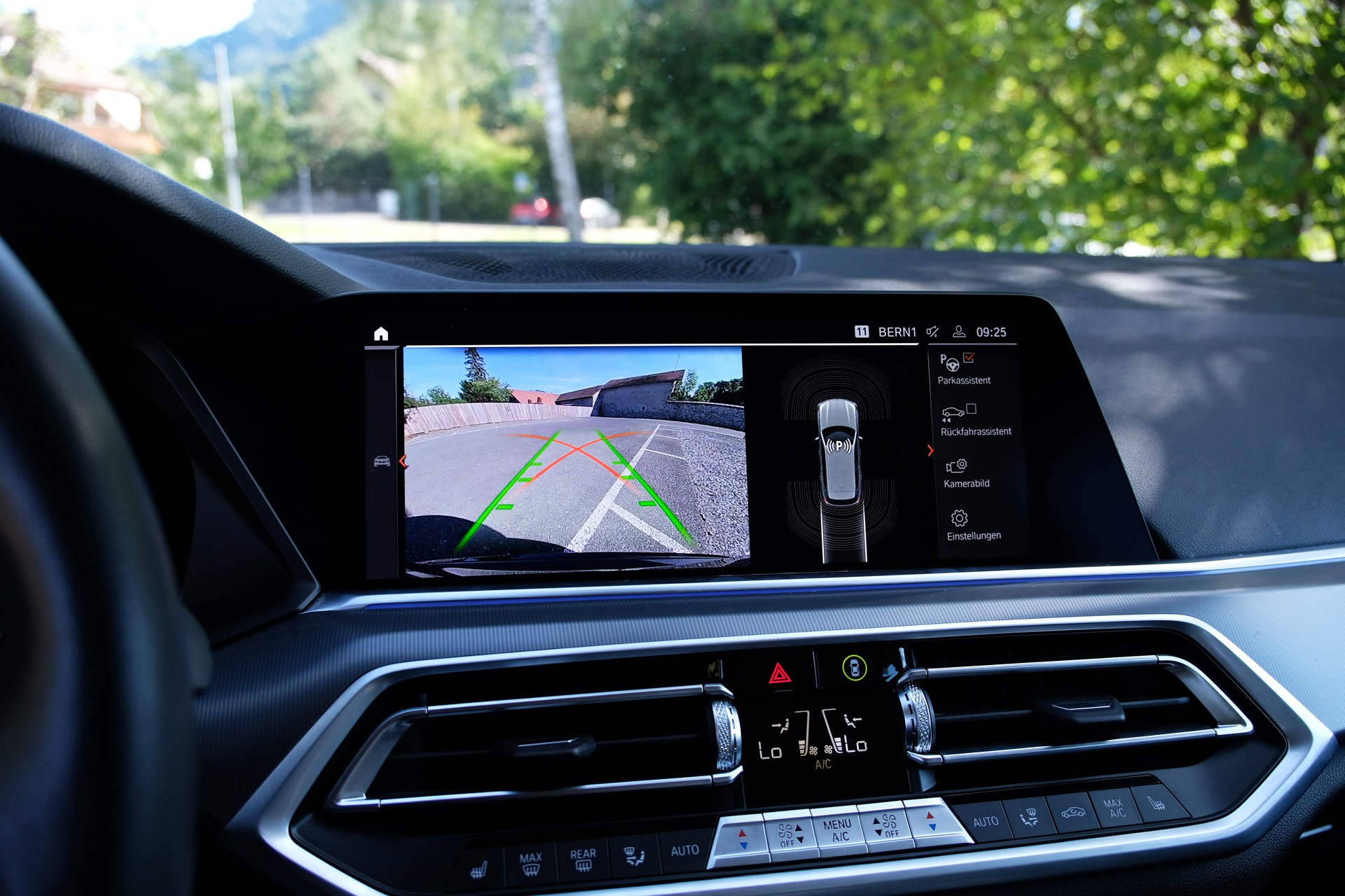 BMW X5 xDrive 48V 40i Steptronic-image-18
