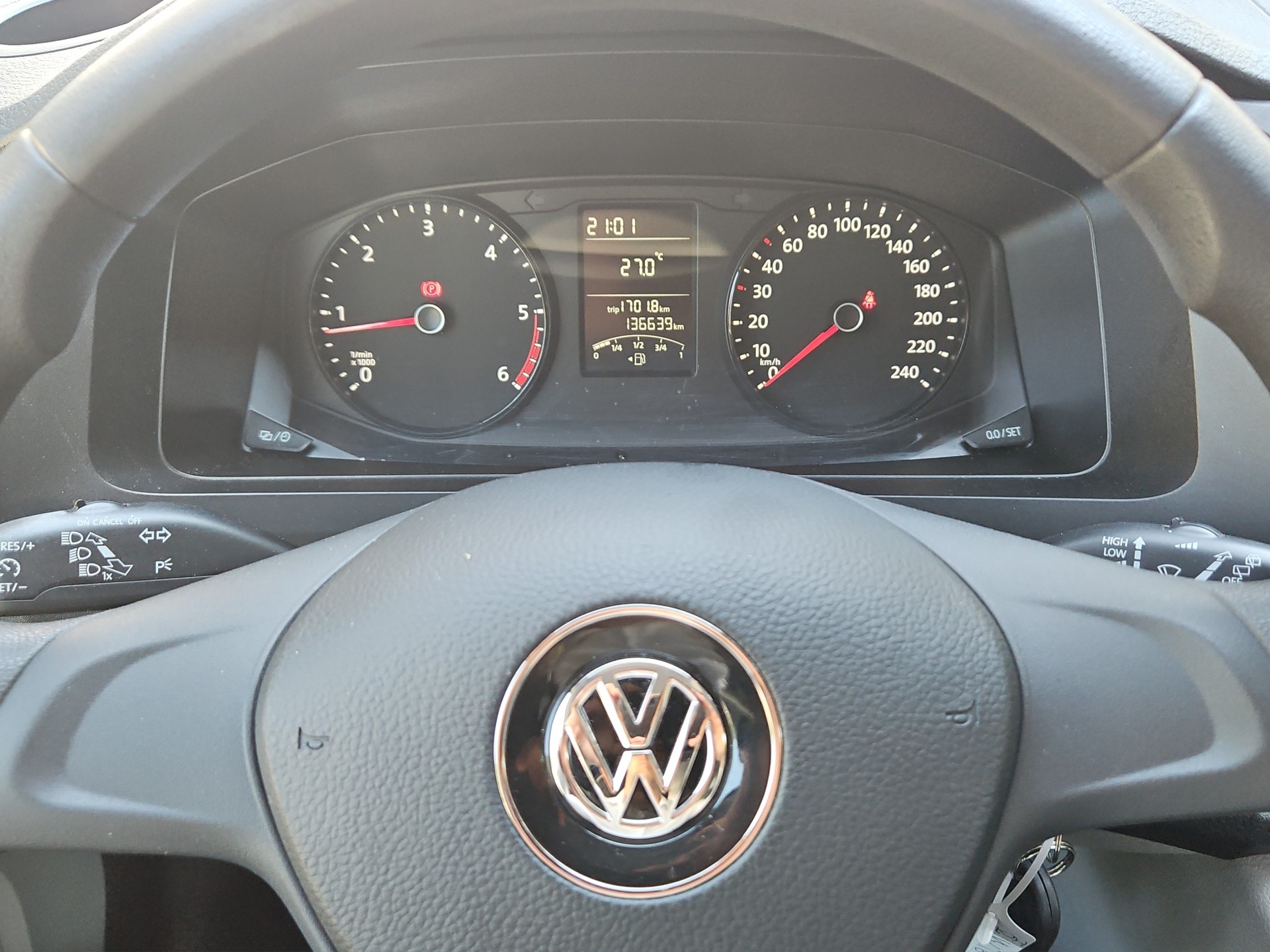 VW T6 2.0 TDI Transporter 2.0 TDI - Innenausbau-image-12
