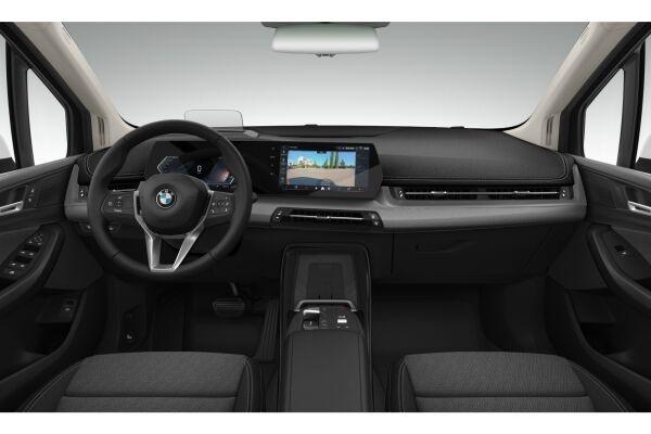 BMW 218i Active Tourer-image-3