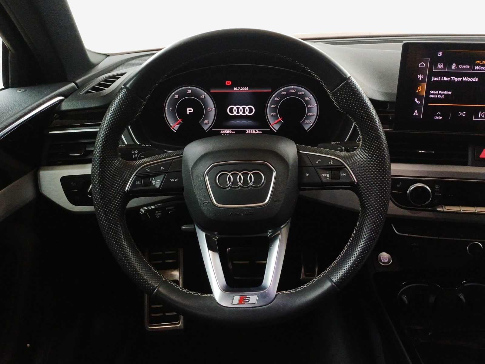 AUDI A4 Avant 40 TDI S line quattro S-tronic-image-9