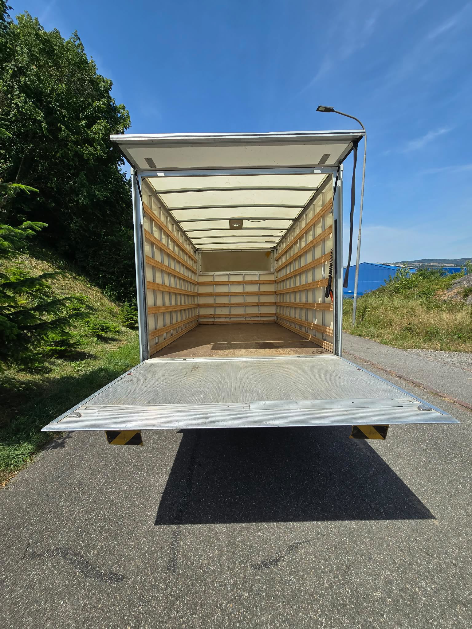 VW Crafter 35 2.0 BiTDI L3 A-image-3