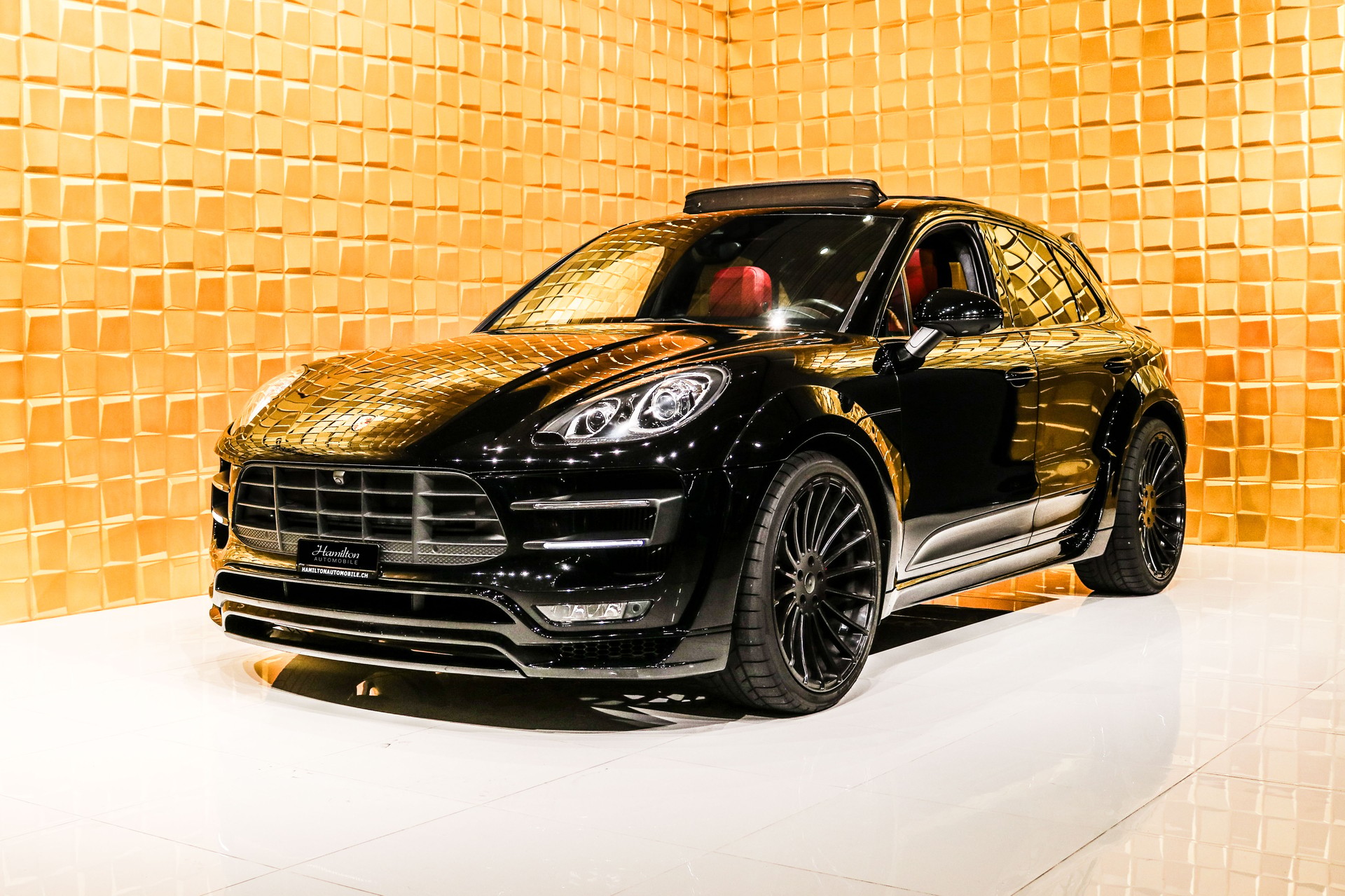 PORSCHE Macan Turbo PDK-image-3