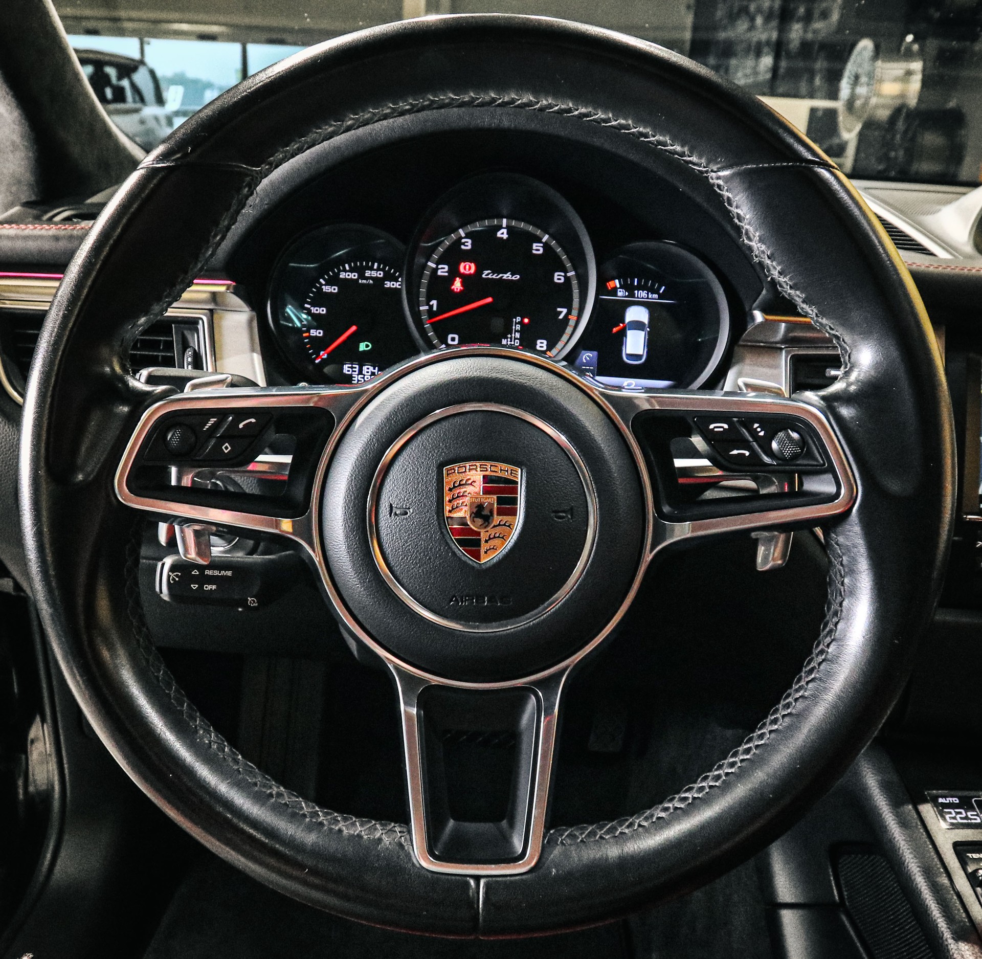 PORSCHE Macan Turbo PDK-image-13