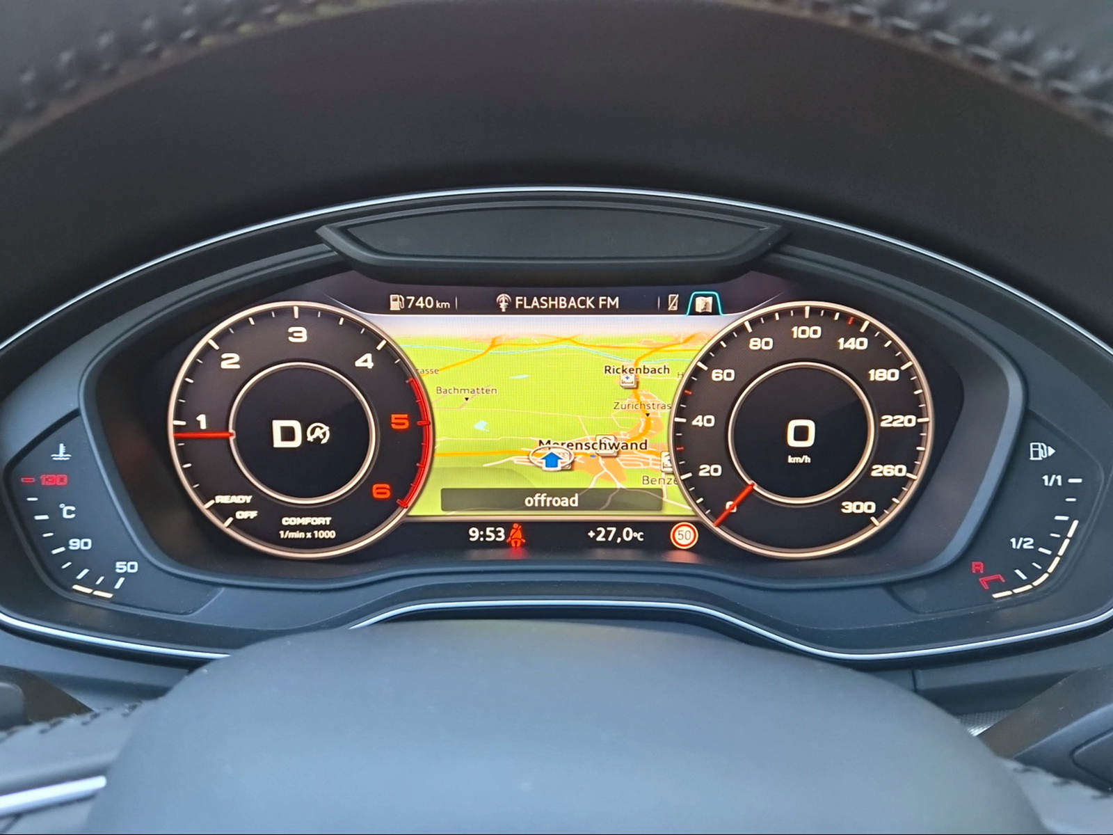 AUDI Q5 2.0 TDI sport quattro S-tronic Mythosschwarz Metallic-image-10