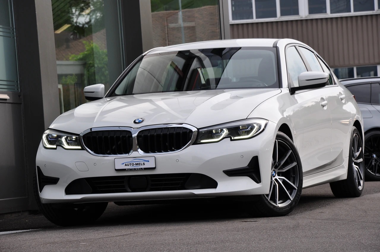 BMW 320d xDrive Steptronic-image-0