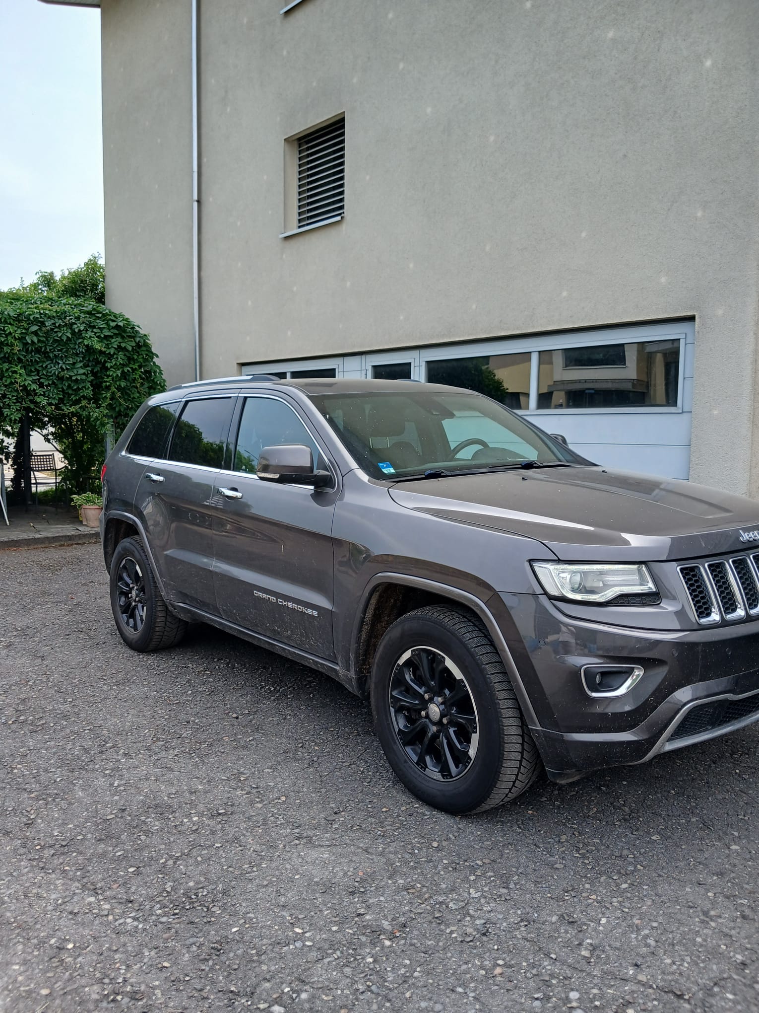 JEEP Grand Cherokee 3.0 CRD Limited Automatic-image-2