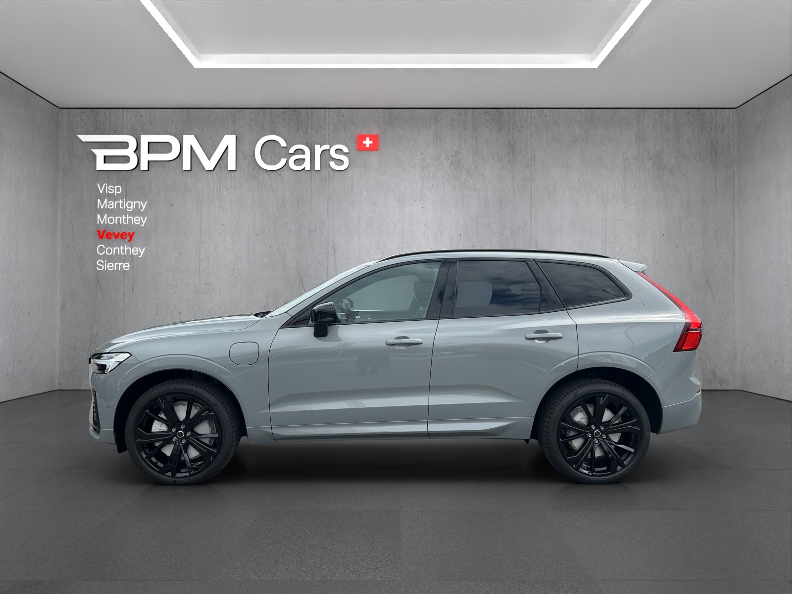 VOLVO XC60 T8 eAWD PluginHybrid Black Edition Geartronic-image-16