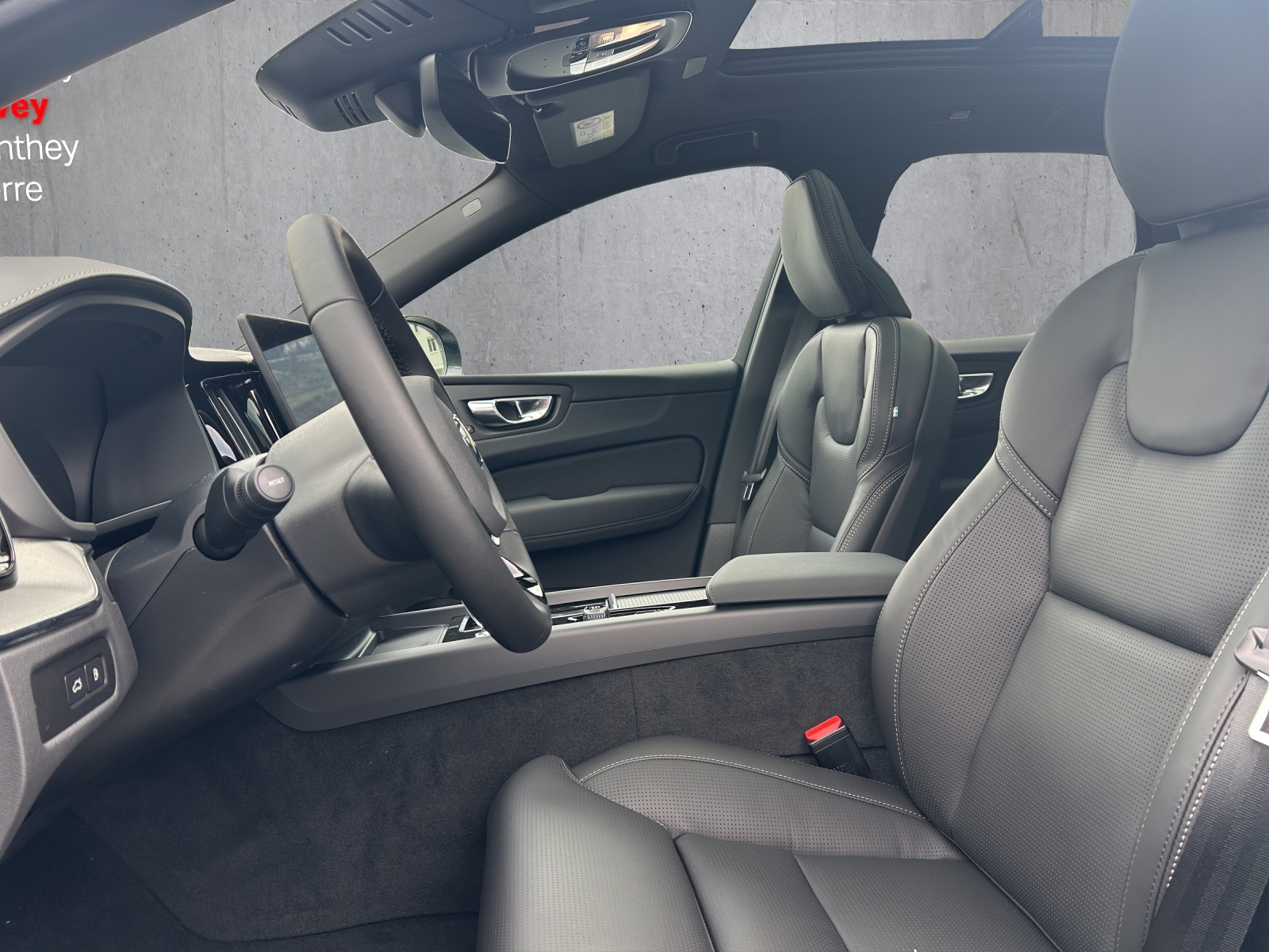 VOLVO XC60 T8 eAWD PluginHybrid Black Edition Geartronic-image-7