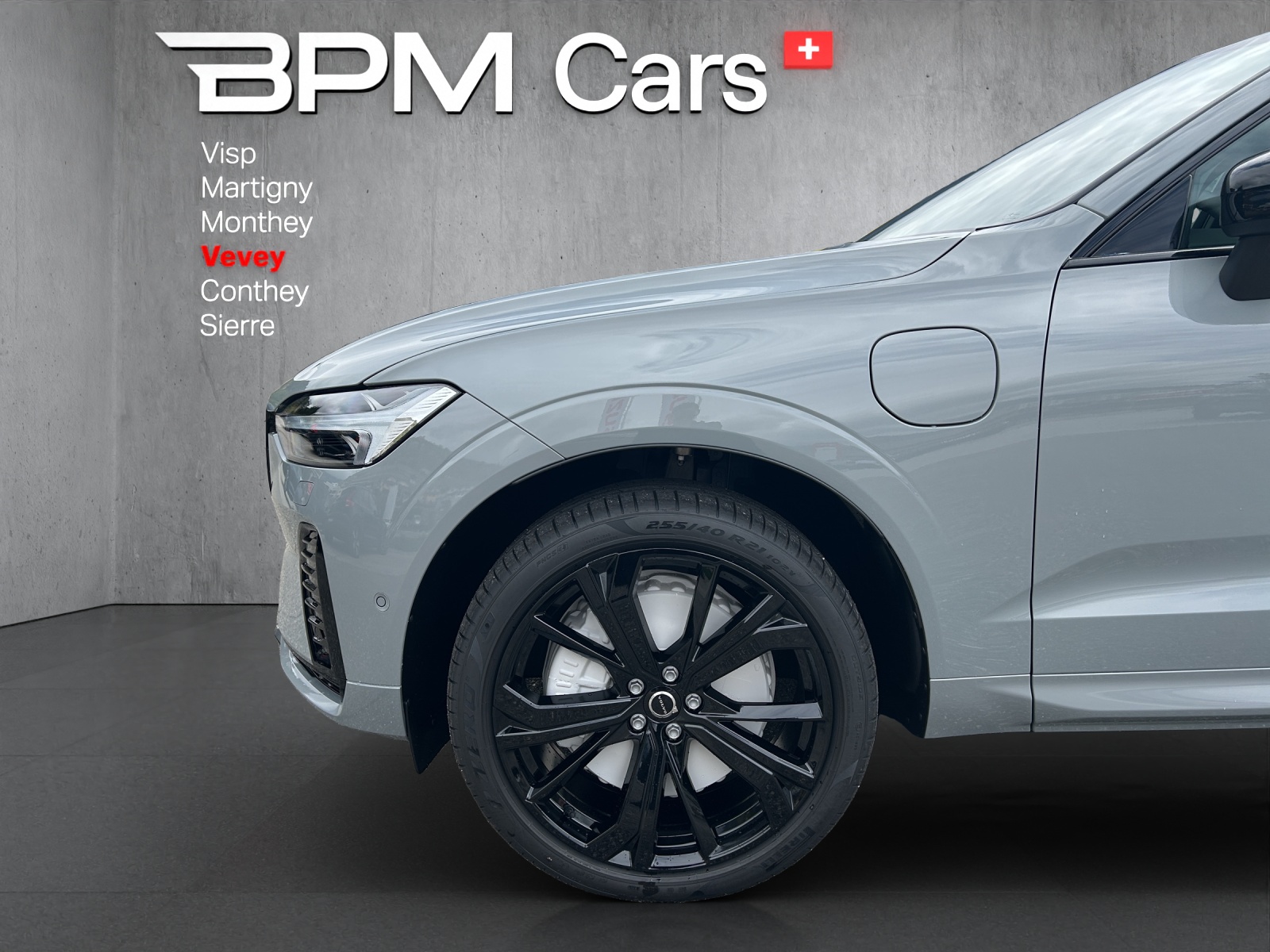 VOLVO XC60 T8 eAWD PluginHybrid Black Edition Geartronic-image-6