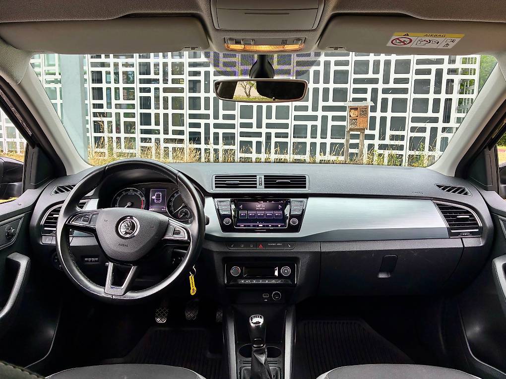 SKODA FABIA-image-2