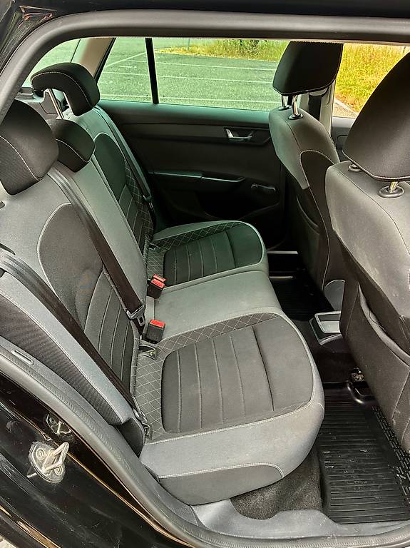 SKODA FABIA-image-4